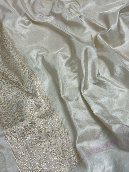 Pastel Multicolor with Soft Ivory Base Handwoven Rangkaat Banarasi Silk Saree