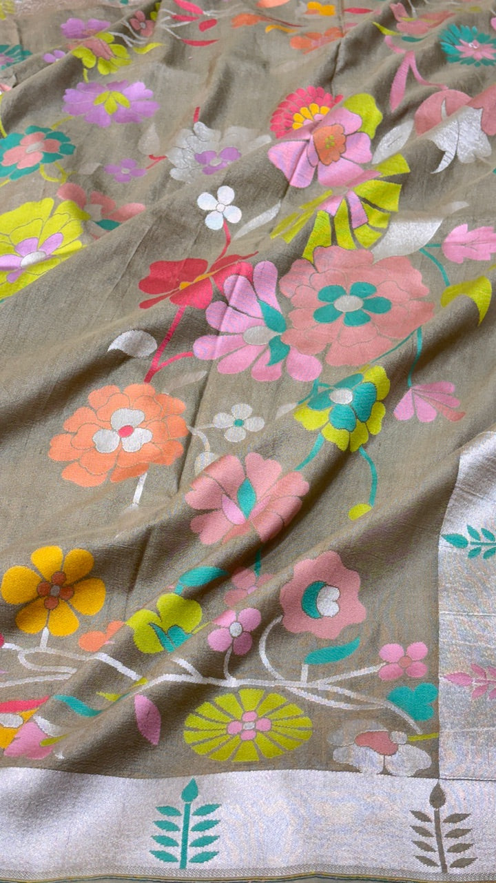 Muted Beige Pure Banarasi Tussar Handwoven Saree