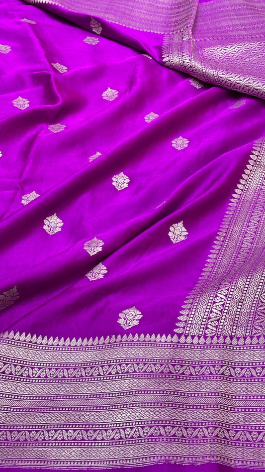 Bright Magenta Pure Banarasi Mashru Satin Silk Handwoven Saree