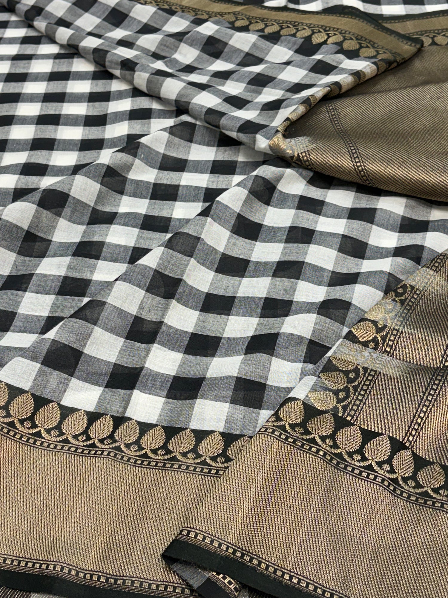 Black and White Checks Checks Banarasi Handwoven Pure Cotton Silk Saree