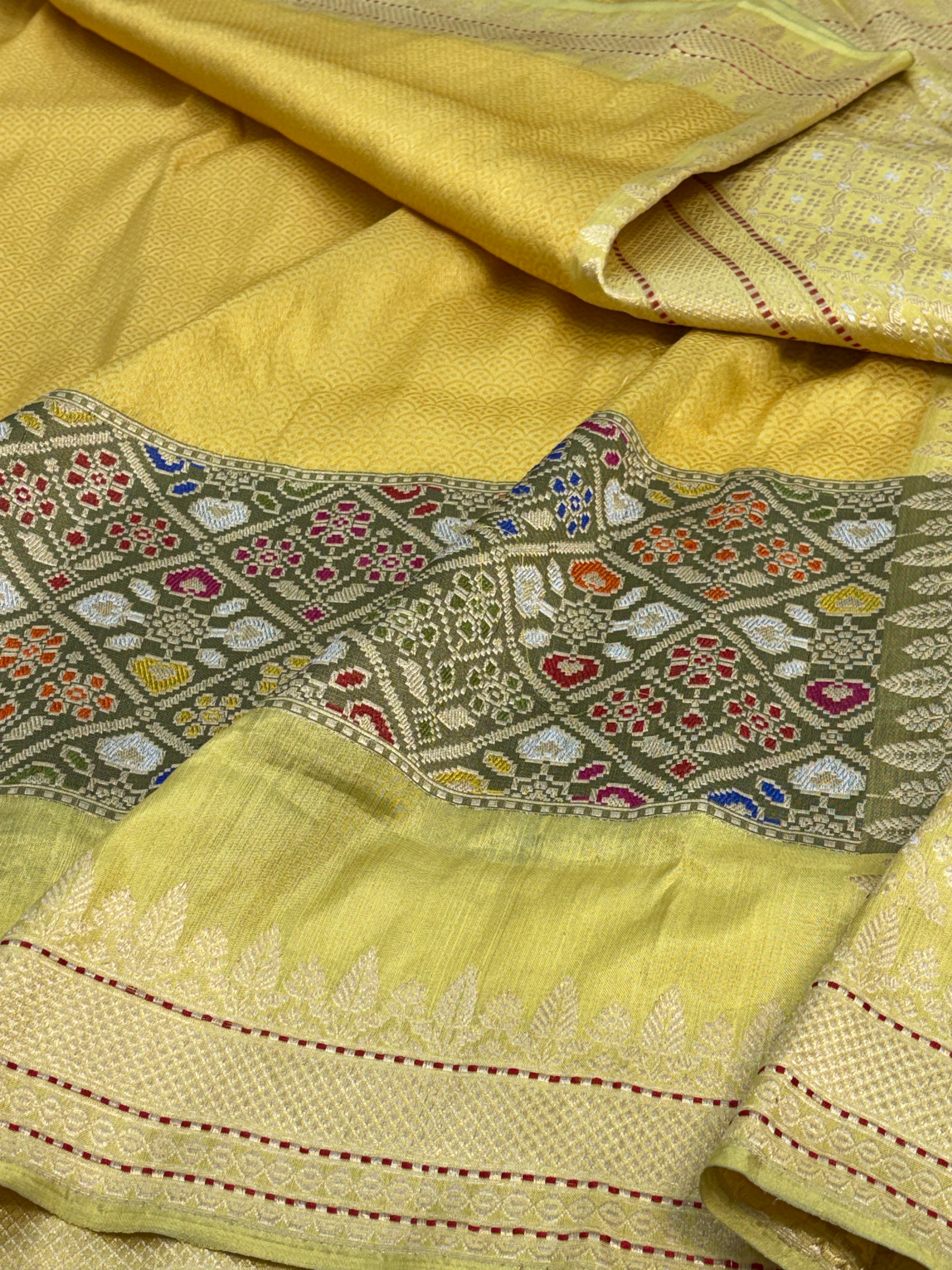 Sunshine Yellow Handwoven Tanchoi Banarasi Pure Tissue Katan Silk Saree