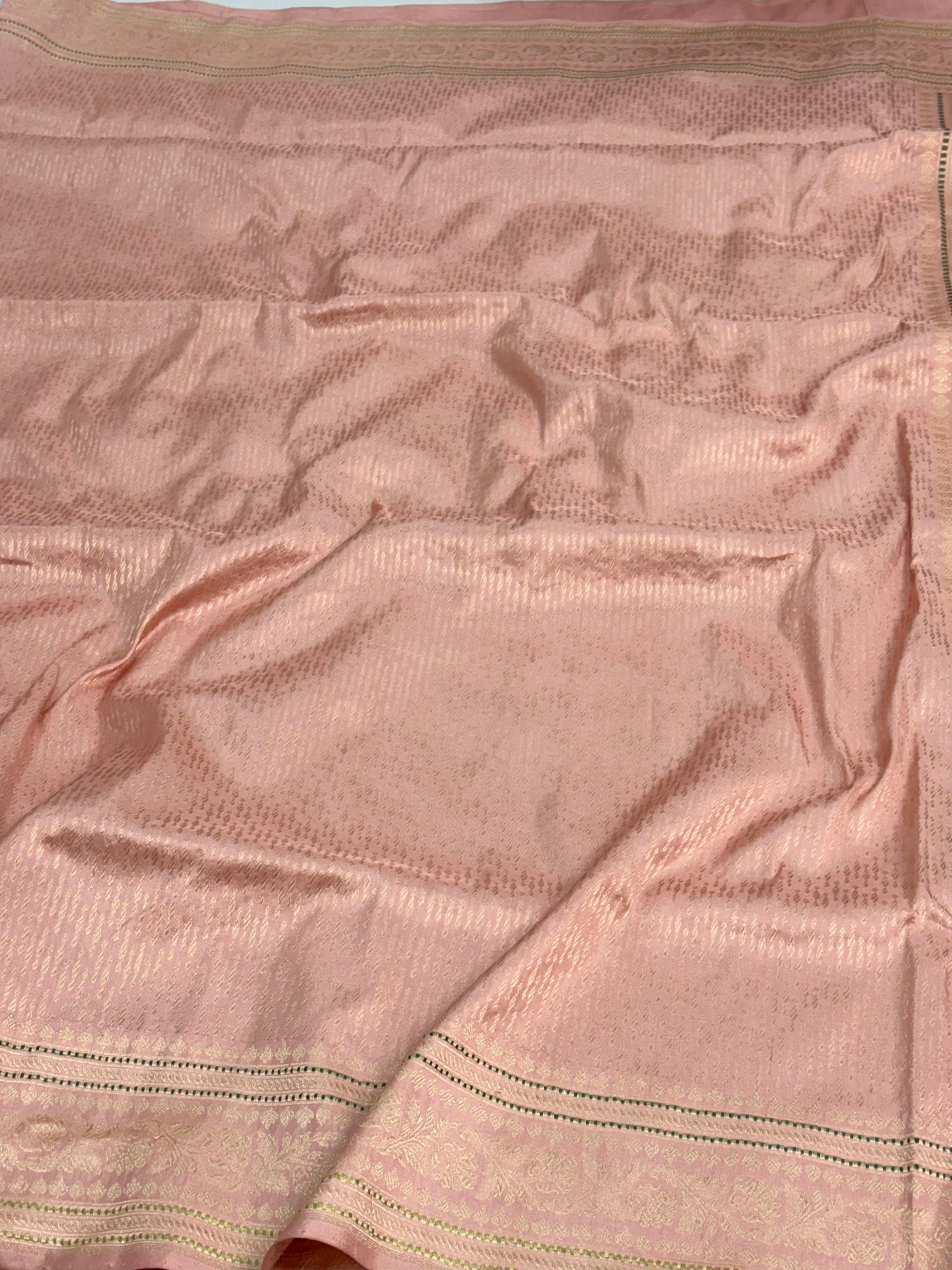 Blush Peach Pink Designer Tanchoi Handwoven Banarasi Pure Katan Silk Saree