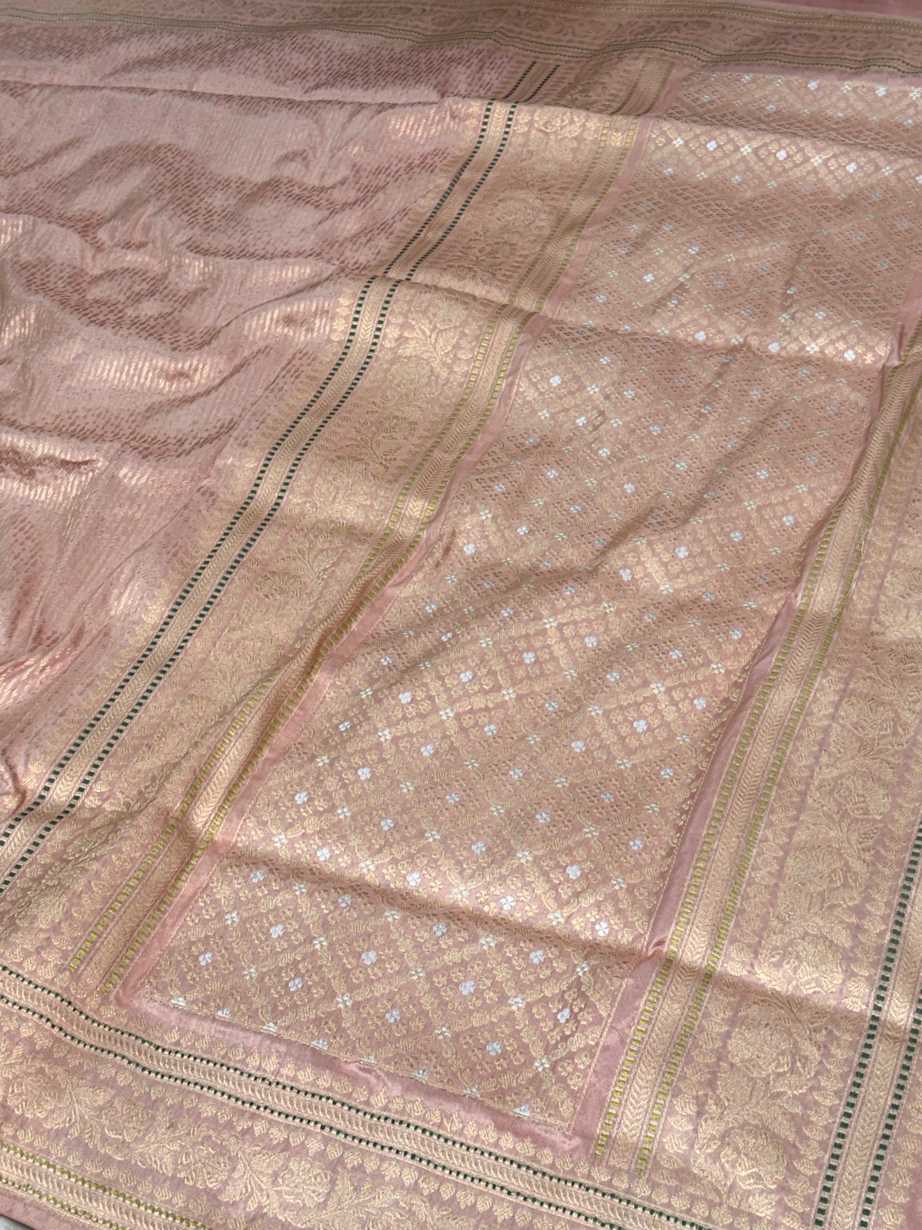 Blush Peach Pink Designer Tanchoi Handwoven Banarasi Pure Katan Silk Saree