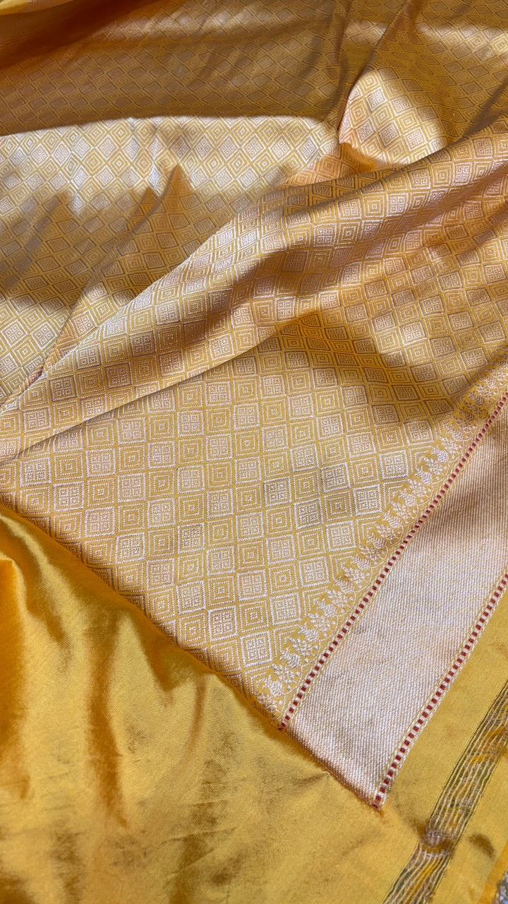 Grey Pure Banarasi Kora Silk Saree with Rangkart Border