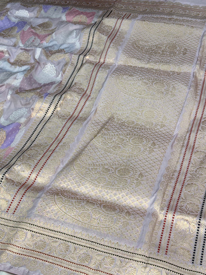 Water Baby Pink Handwoven Pastel Rangkat Banarasi Saree in Necklace Design