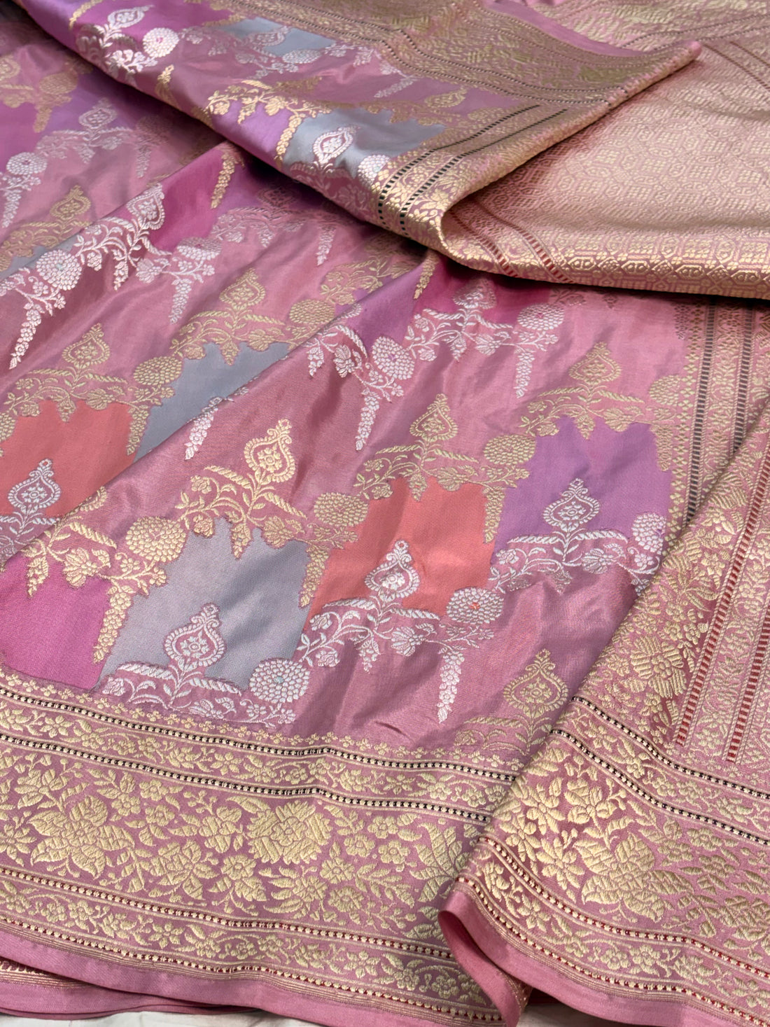 Pink Pure Katan Silk Handwoven Rangkat Banarasi Saree