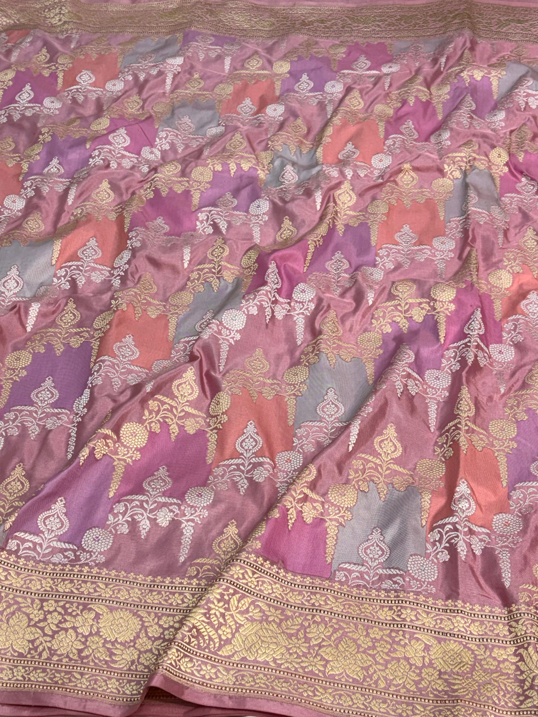 Pink Pure Katan Silk Handwoven Rangkat Banarasi Saree