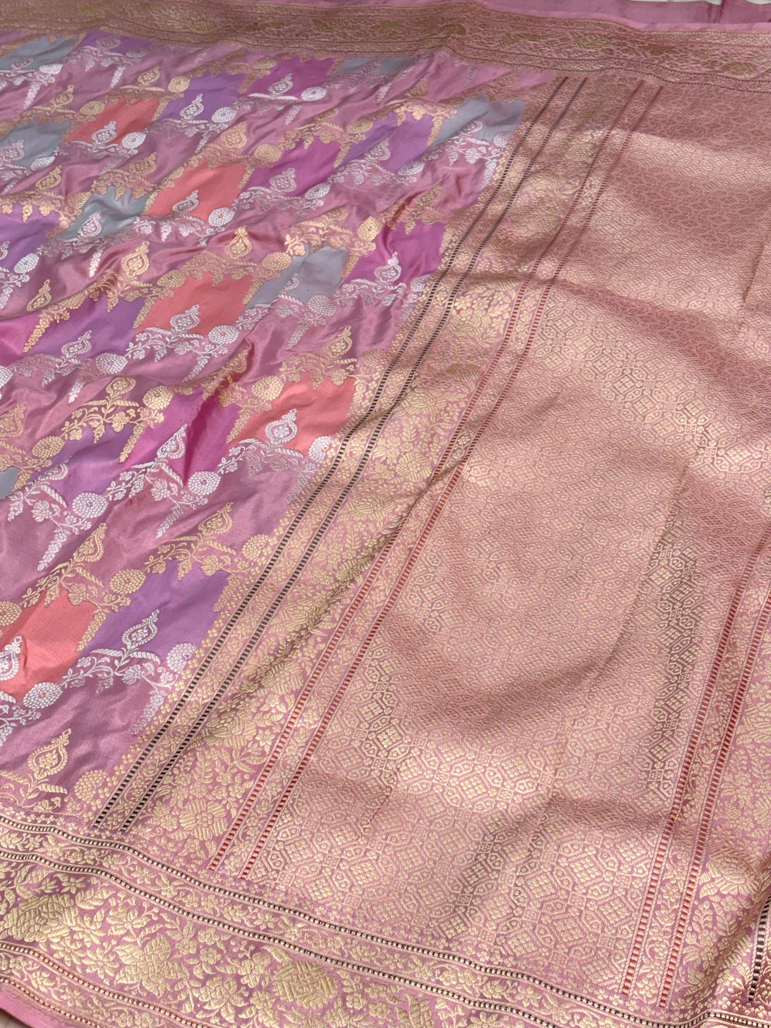 Pink Pure Katan Silk Handwoven Rangkat Banarasi Saree