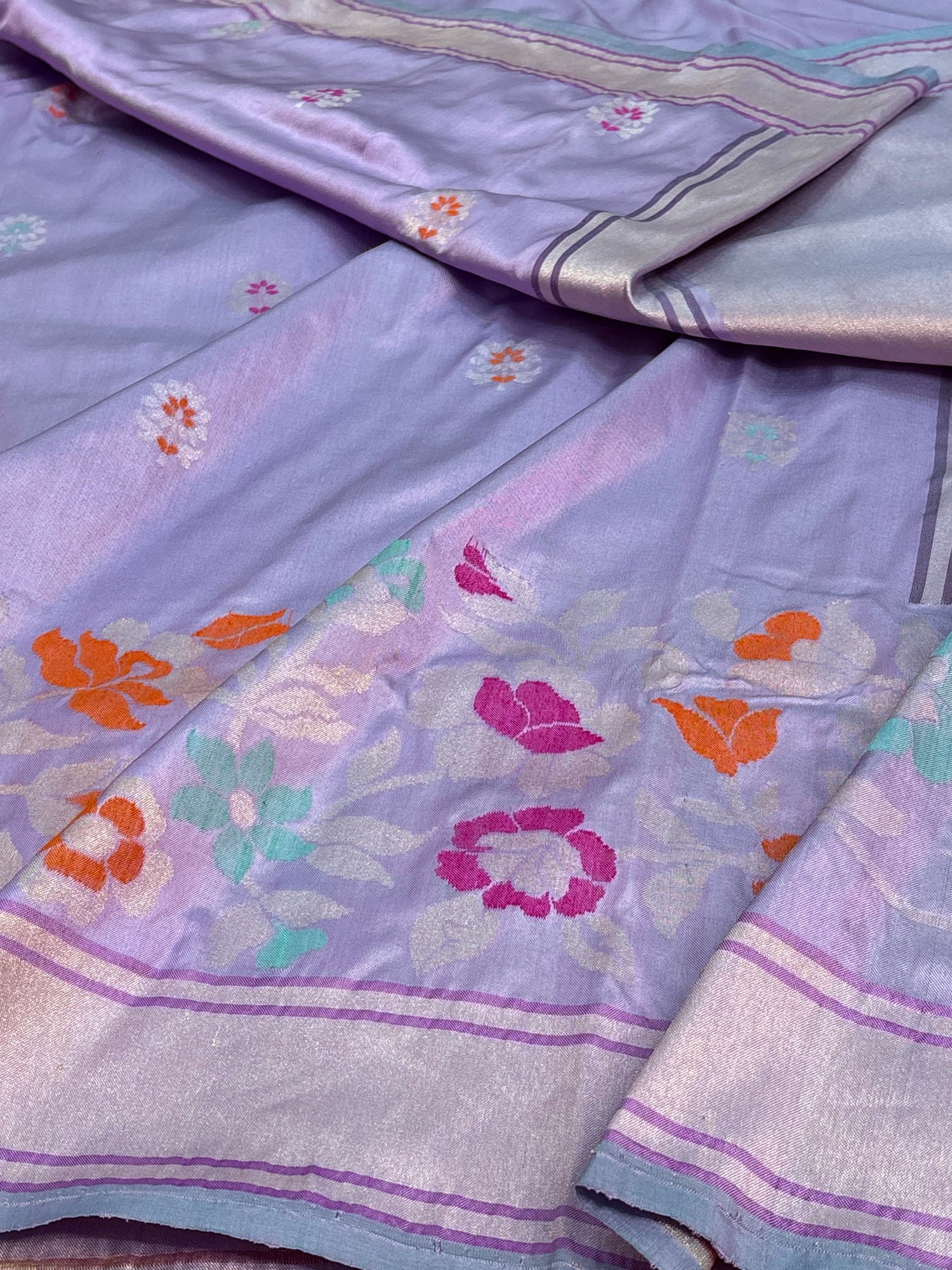Lavender Pure Katan Silk Ektara Banarasi Saree with Meenakari Skirt Border
