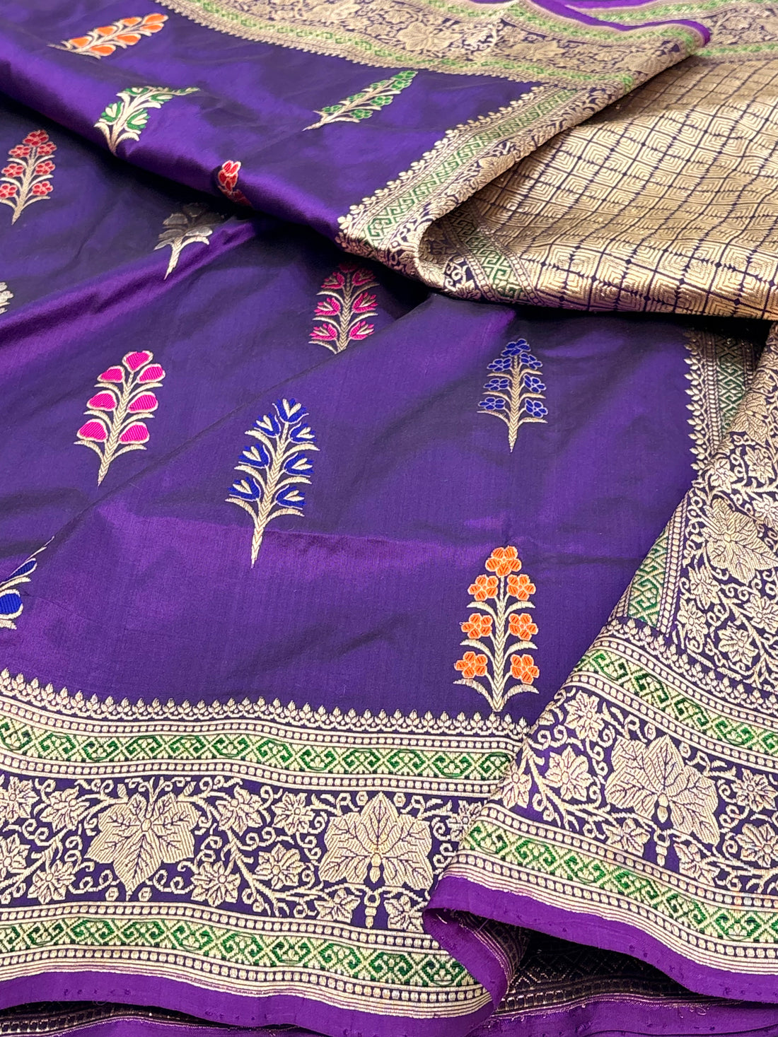 Purple Pure Katan Silk Handwoven Banarasi Saree with Minakari Tree Boota