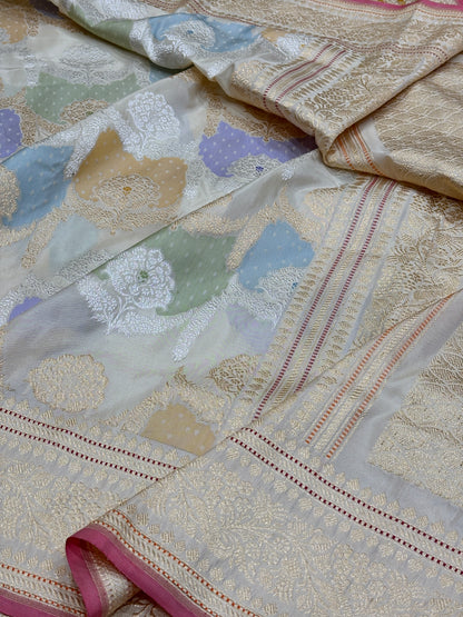 Ivory Pure Banarasi Rangkaat Silk Handloom Saree