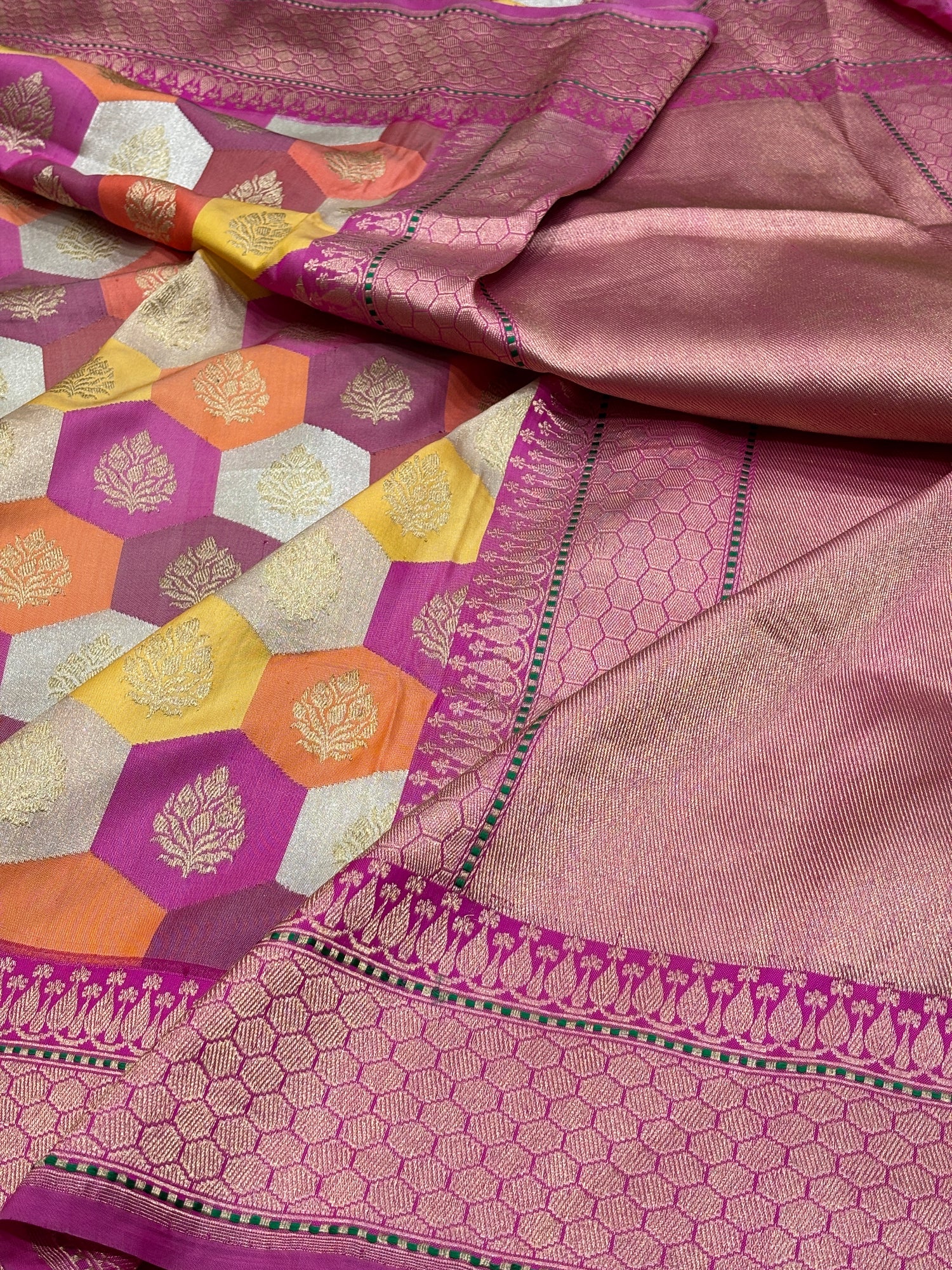 Rani Pink Pure Banarasi Rangkaat Silk Handloom Saree