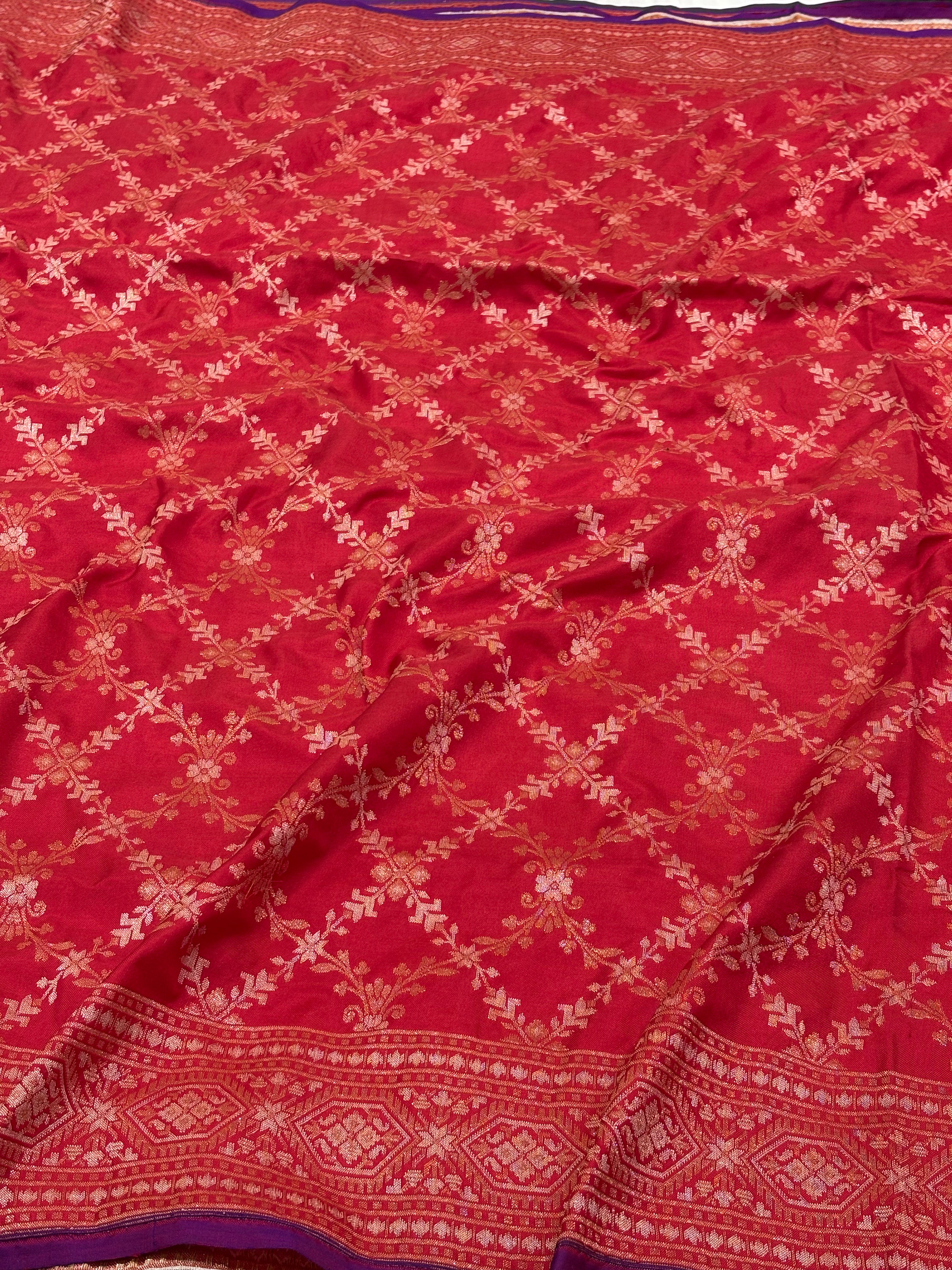 Red Pure Katan Silk Ektara Jamdani Banarasi Saree in Rupa Sona Weaving