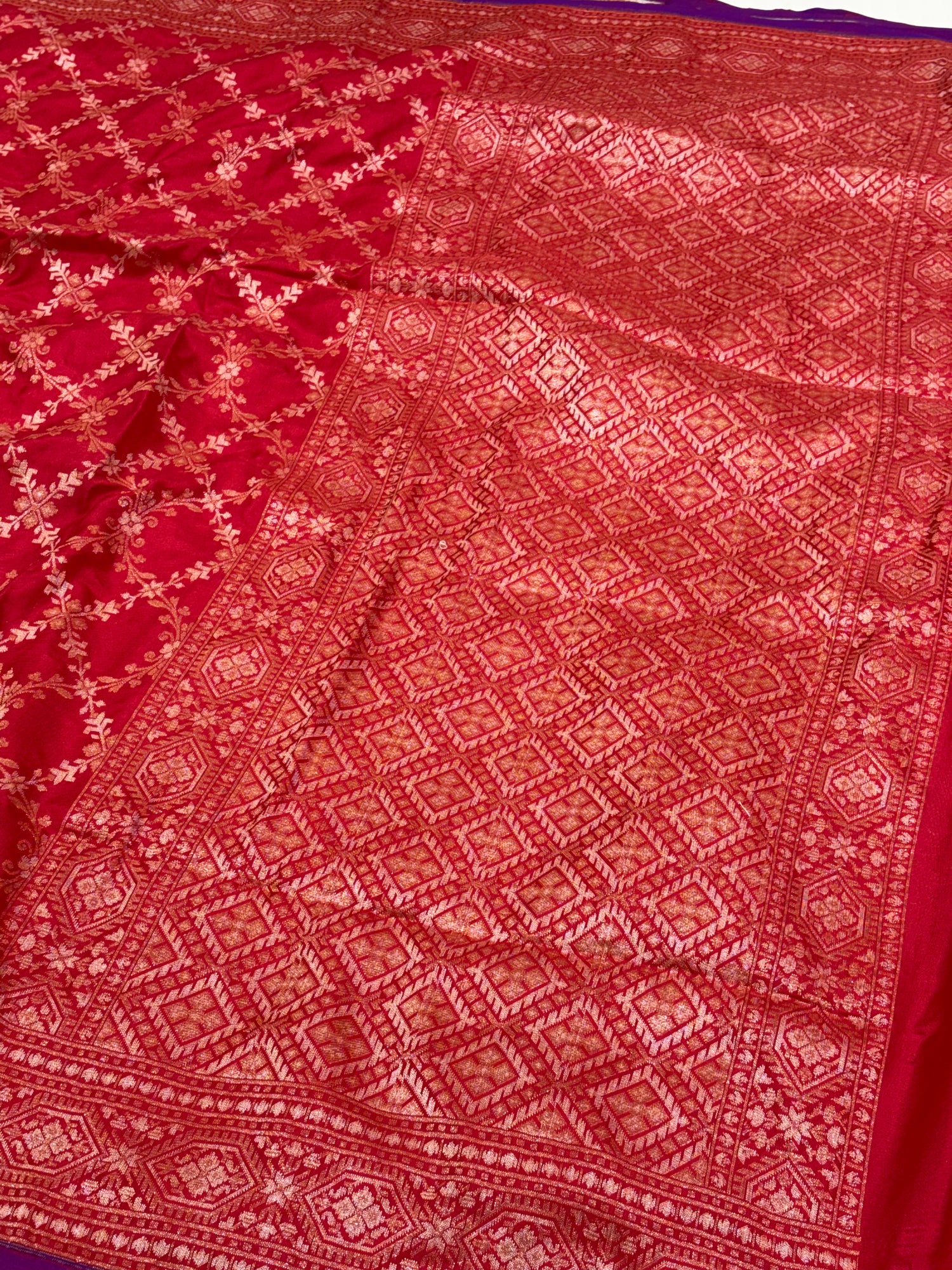 Red Pure Katan Silk Ektara Jamdani Banarasi Saree in Rupa Sona Weaving