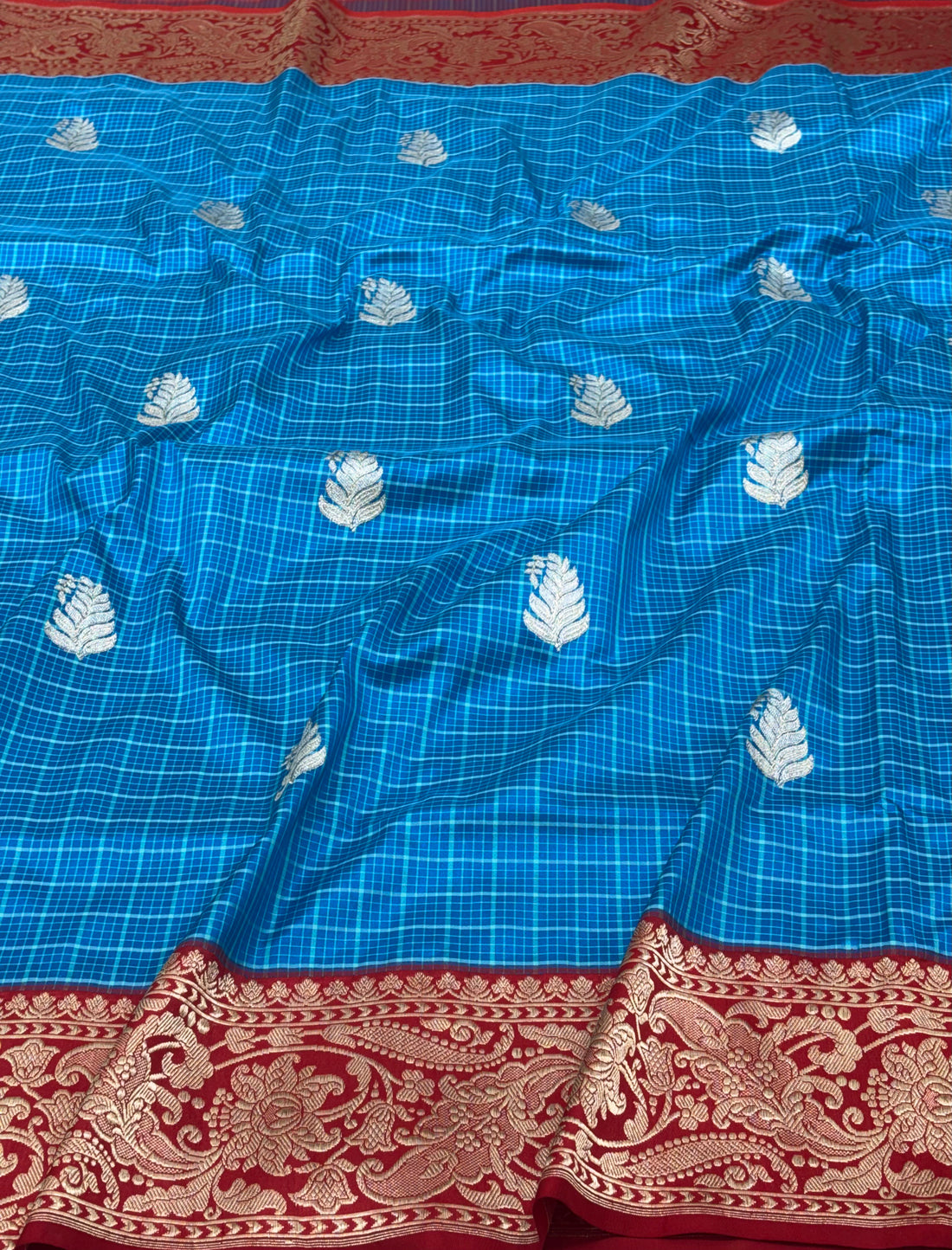 Pure Katan Silk Banarasi Saree with Red Kadhial Border