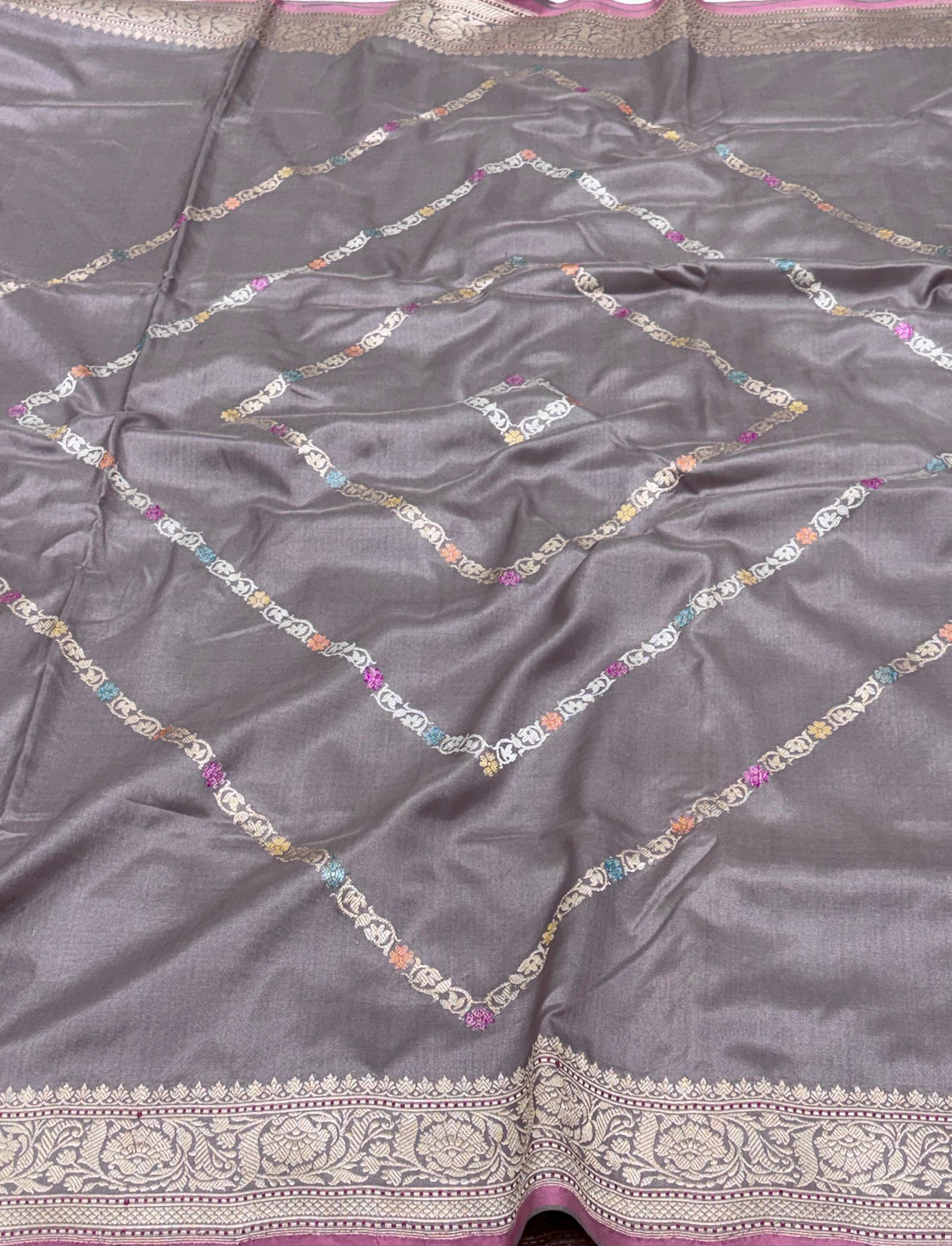 Modern Pure Katan Silk Designer Banarasi Saree with Kadhwa Boota Pallu