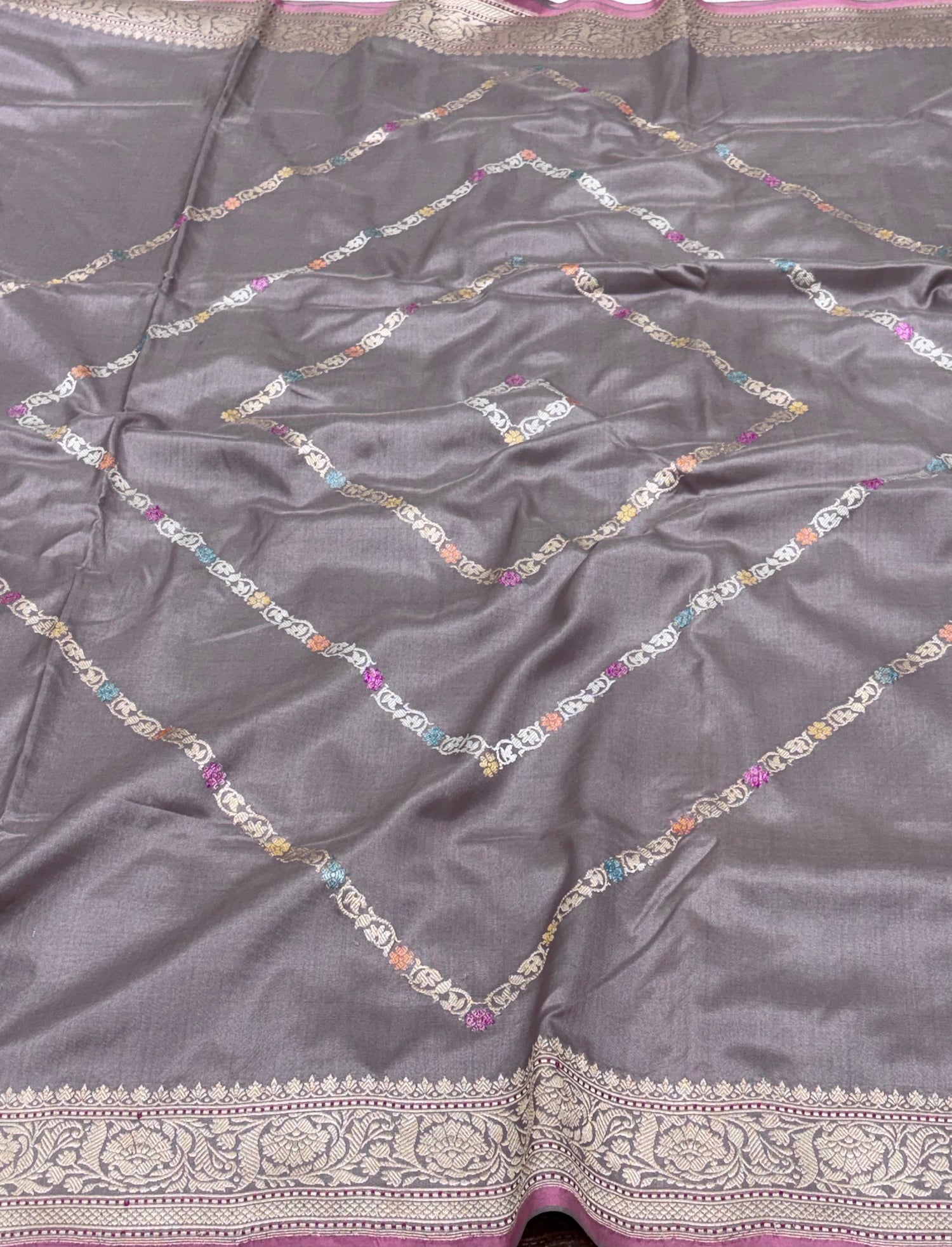 Modern Pure Katan Silk Designer Banarasi Saree with Kadhwa Boota Pallu