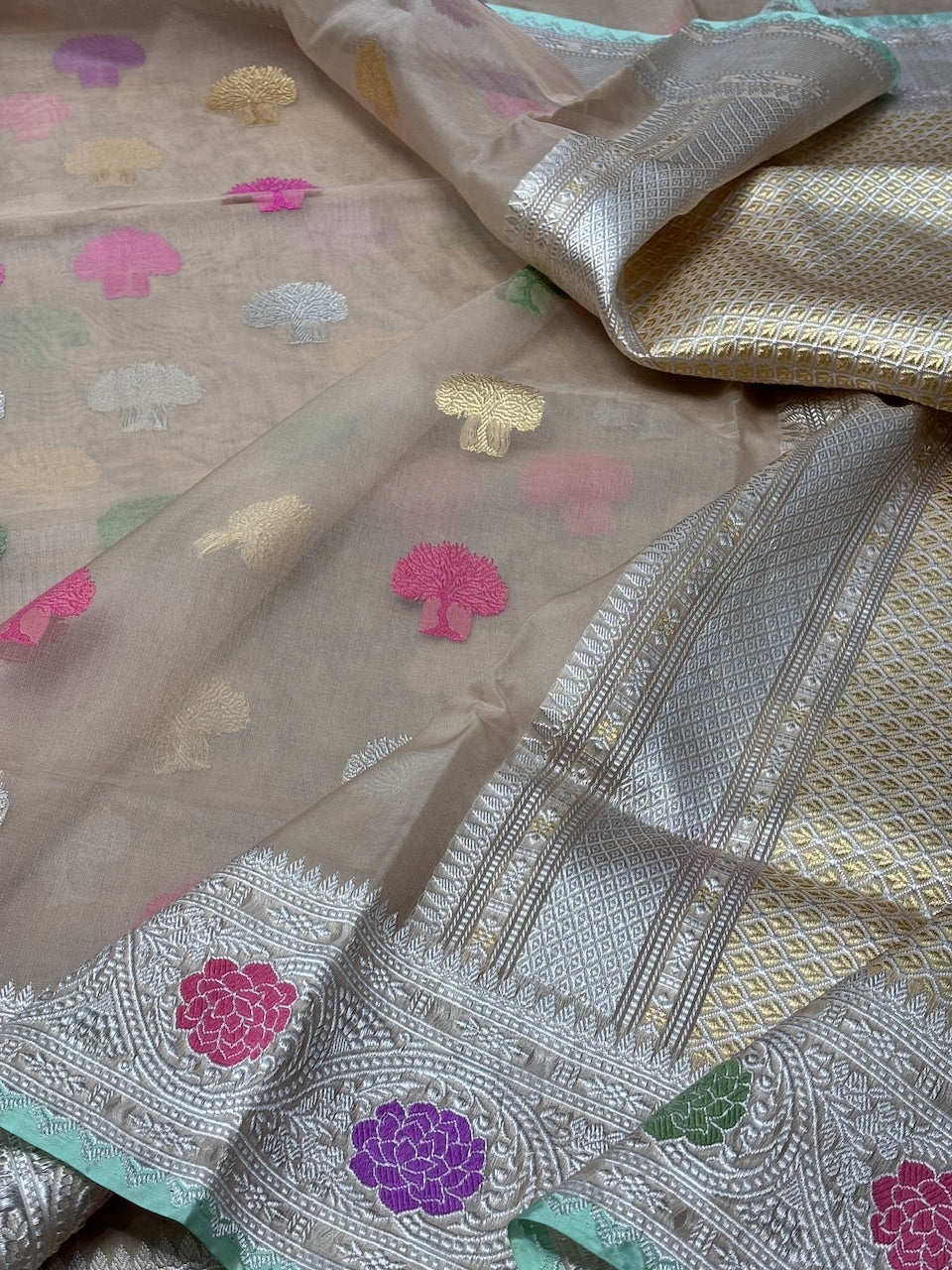 Champagne Beige Banarasi Kora Silk Handwoven Saree