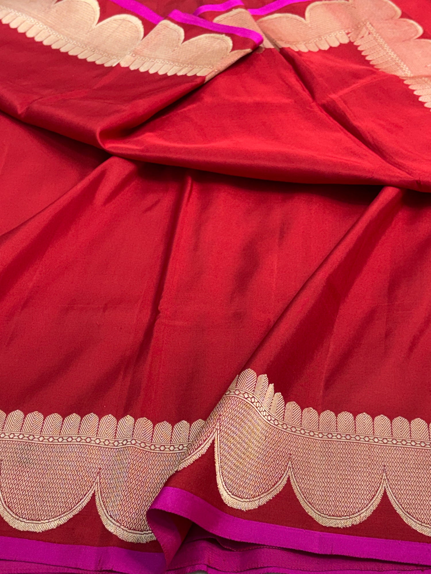 Red Pure Satin Silk Handwoven Banarasi Saree