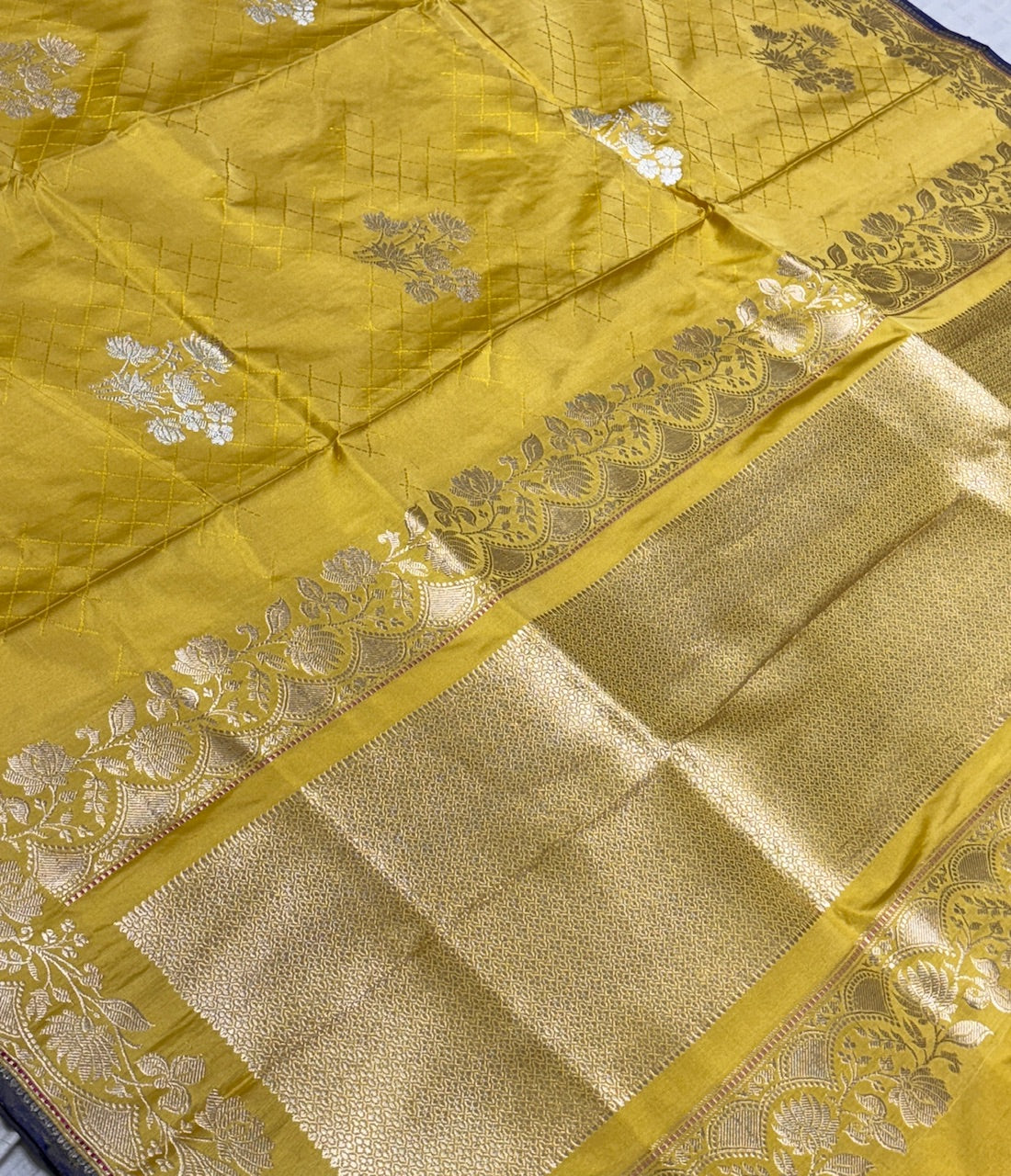 Musterd Yellow Pure Banarasi Katan Silk Handwoven Saree