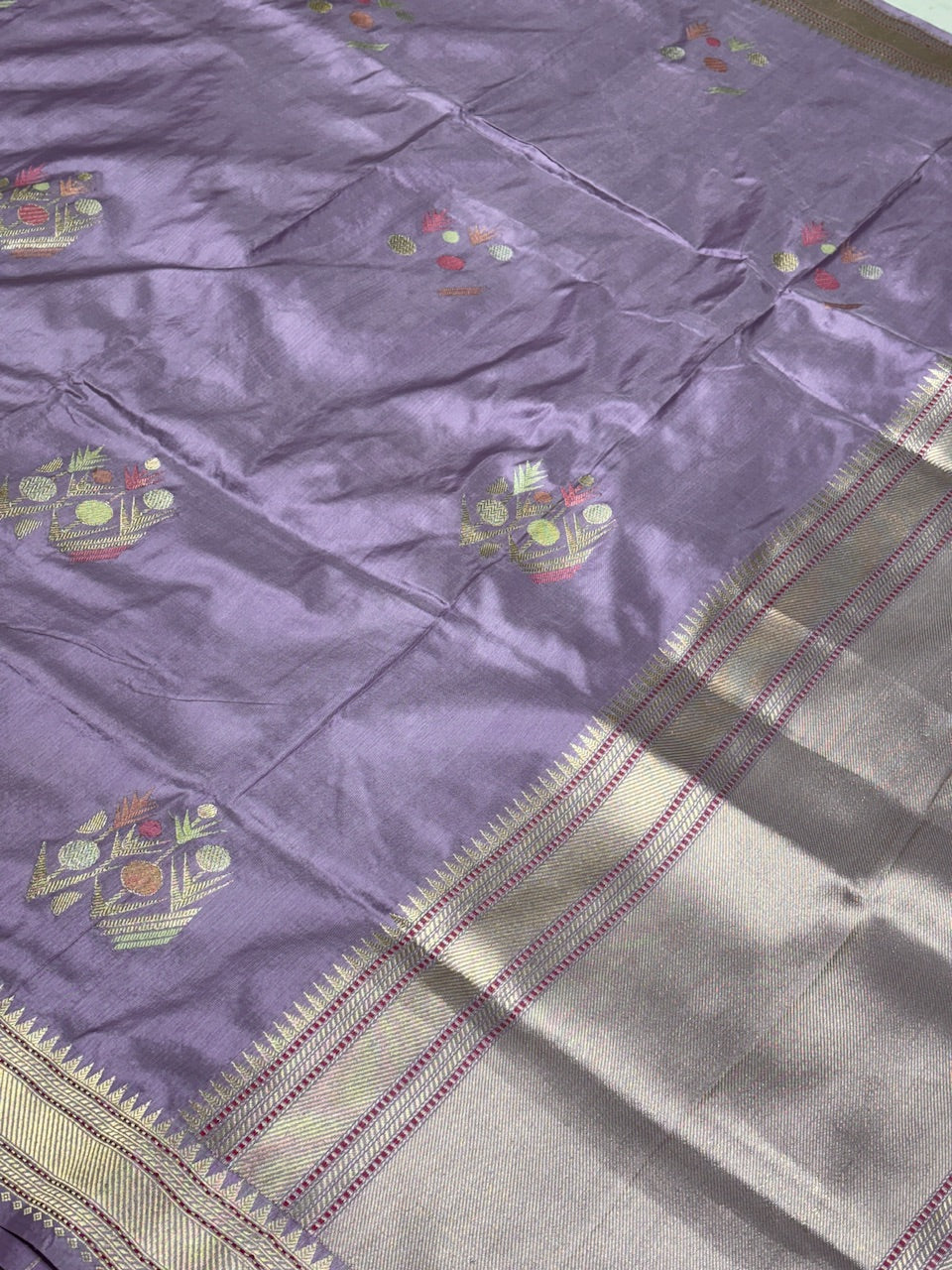 Lavender Purple Pure Banarasi Katan Silk Handwoven Saree