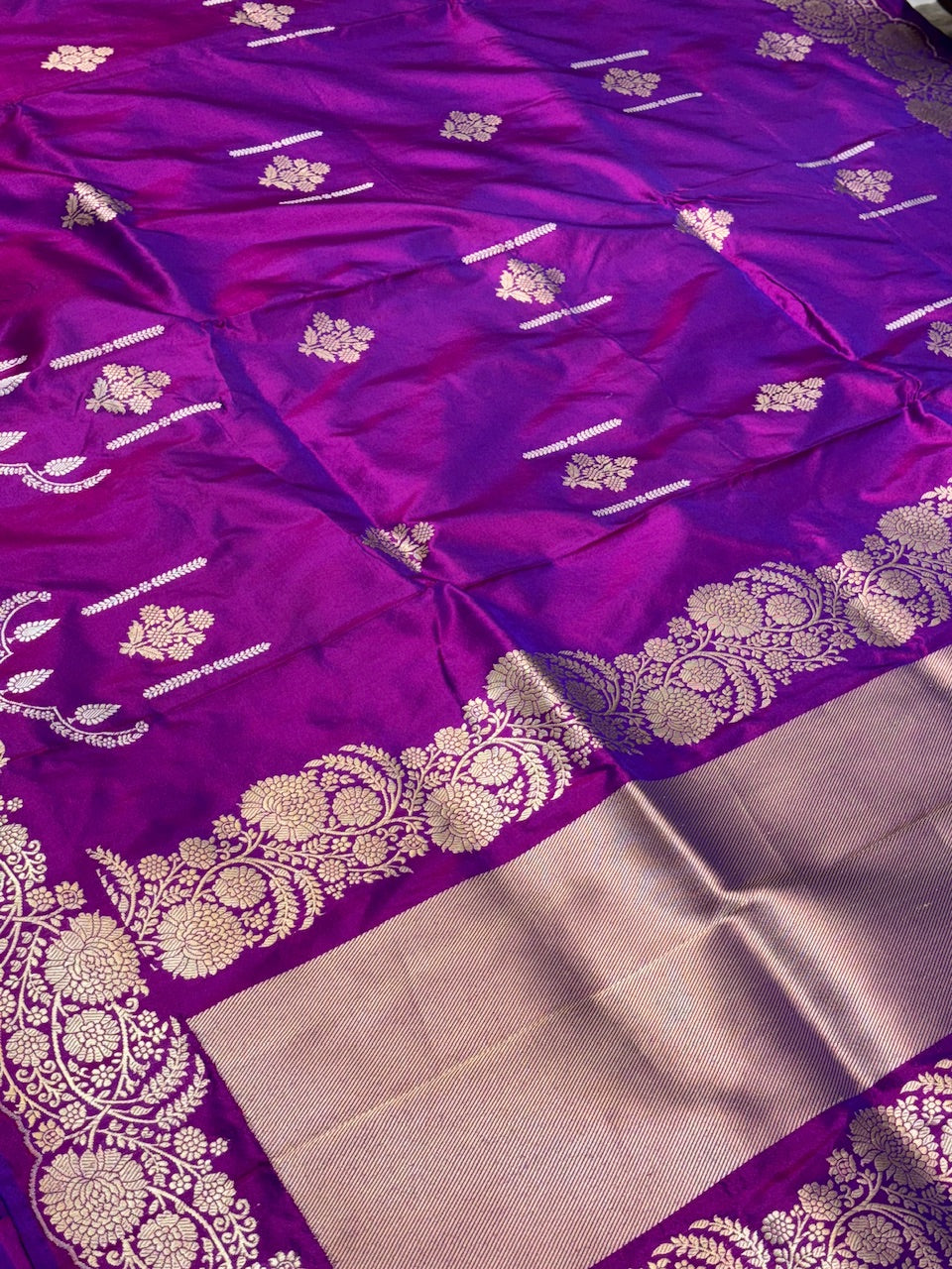 Purple Pure Banarasi Katan Silk Handwoven Saree