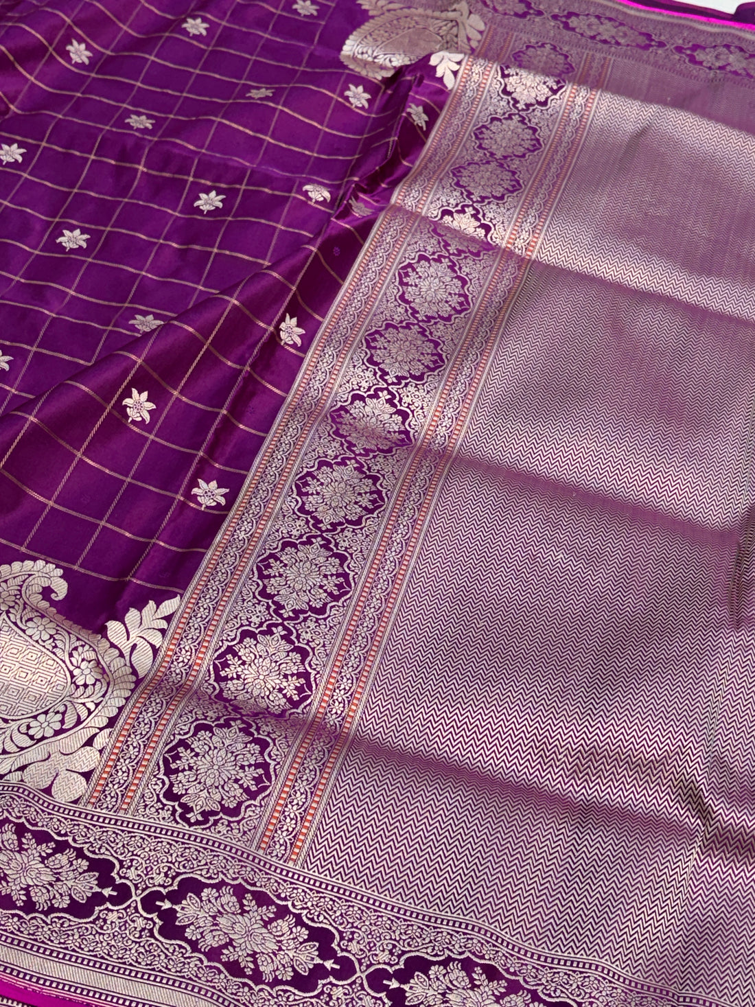 Purple Handwoven Pure Banarasi Satin Silk Saree