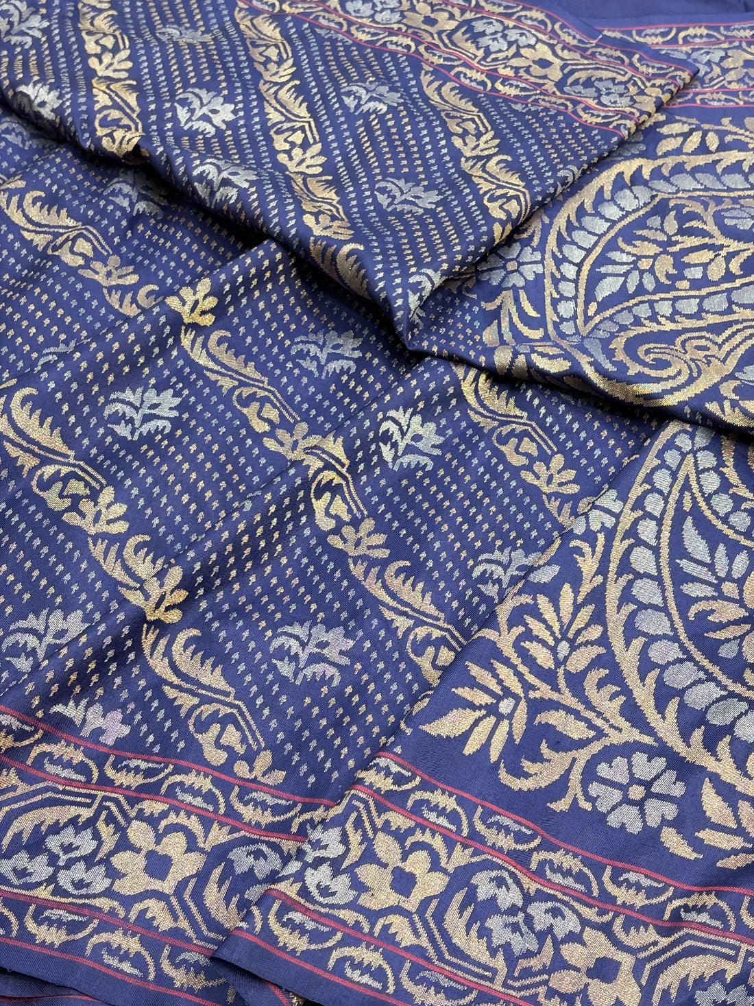 Navy Blue Handwoven Real Zari Banarasi Silk Jamdani Saree