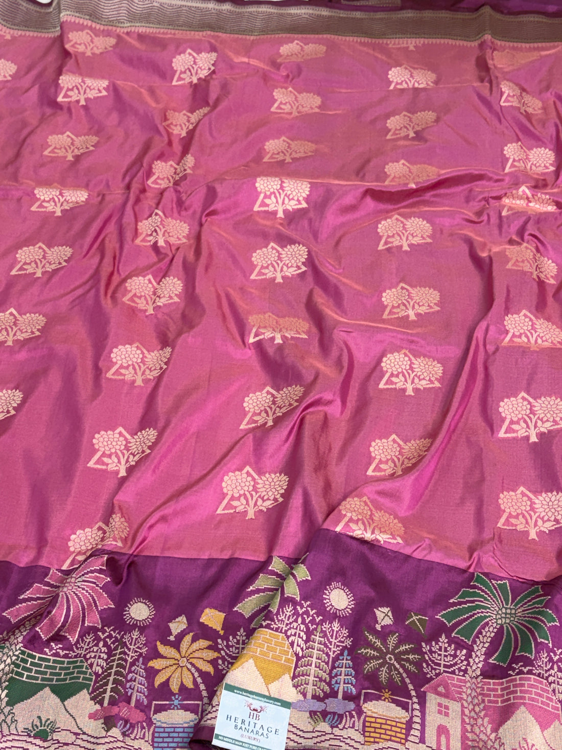 Baby Pink Handwoven Pure Banarasi Katan Silk Saree with Kadhiyaal Border