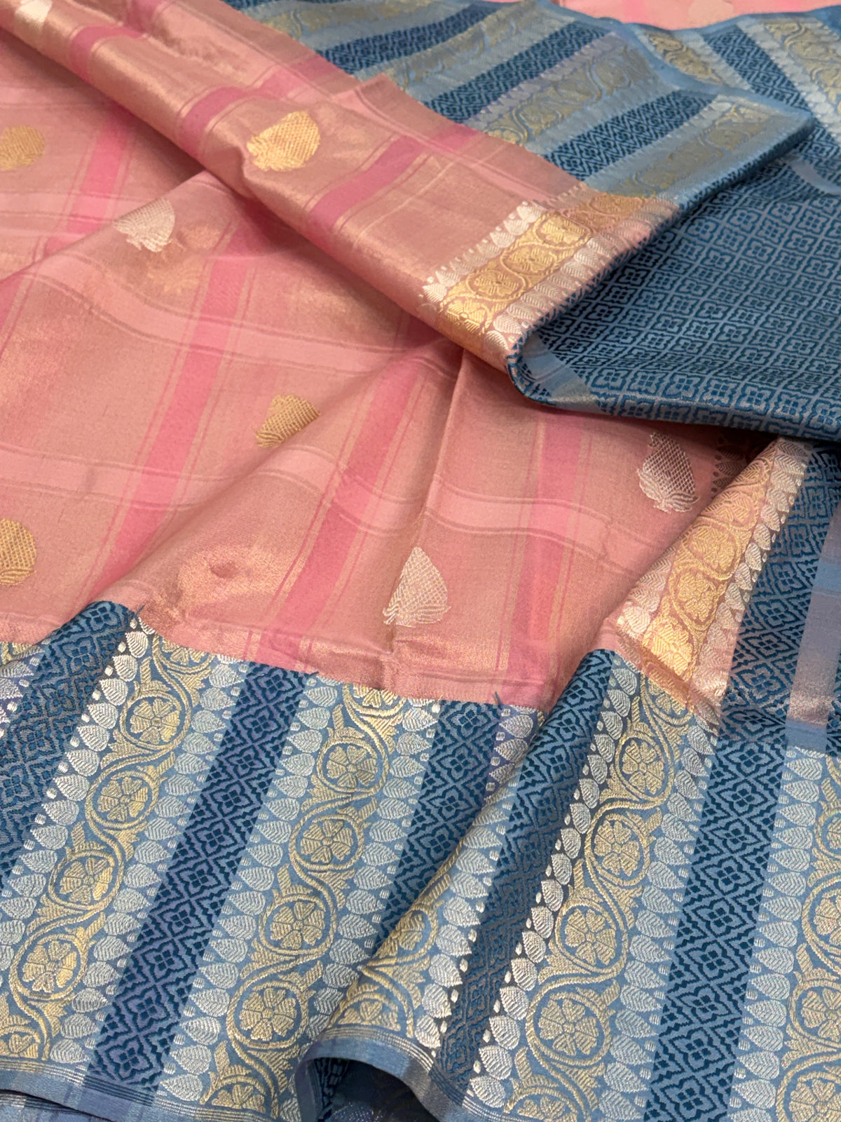 Peach Handwoven Pure Banarasi Katan Tissue Saree with Kadhiyaal Border