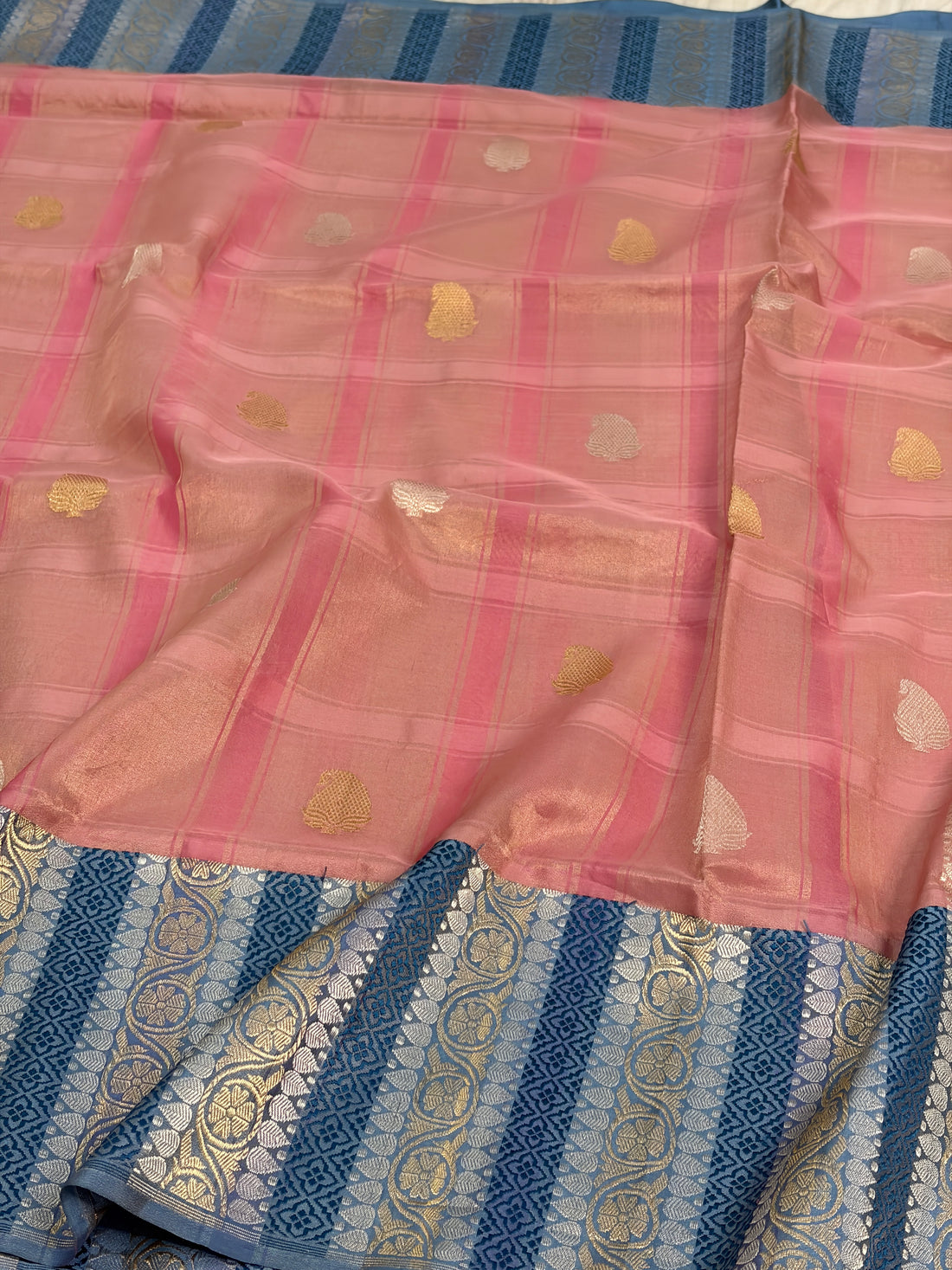 Peach Handwoven Pure Banarasi Katan Tissue Saree with Kadhiyaal Border