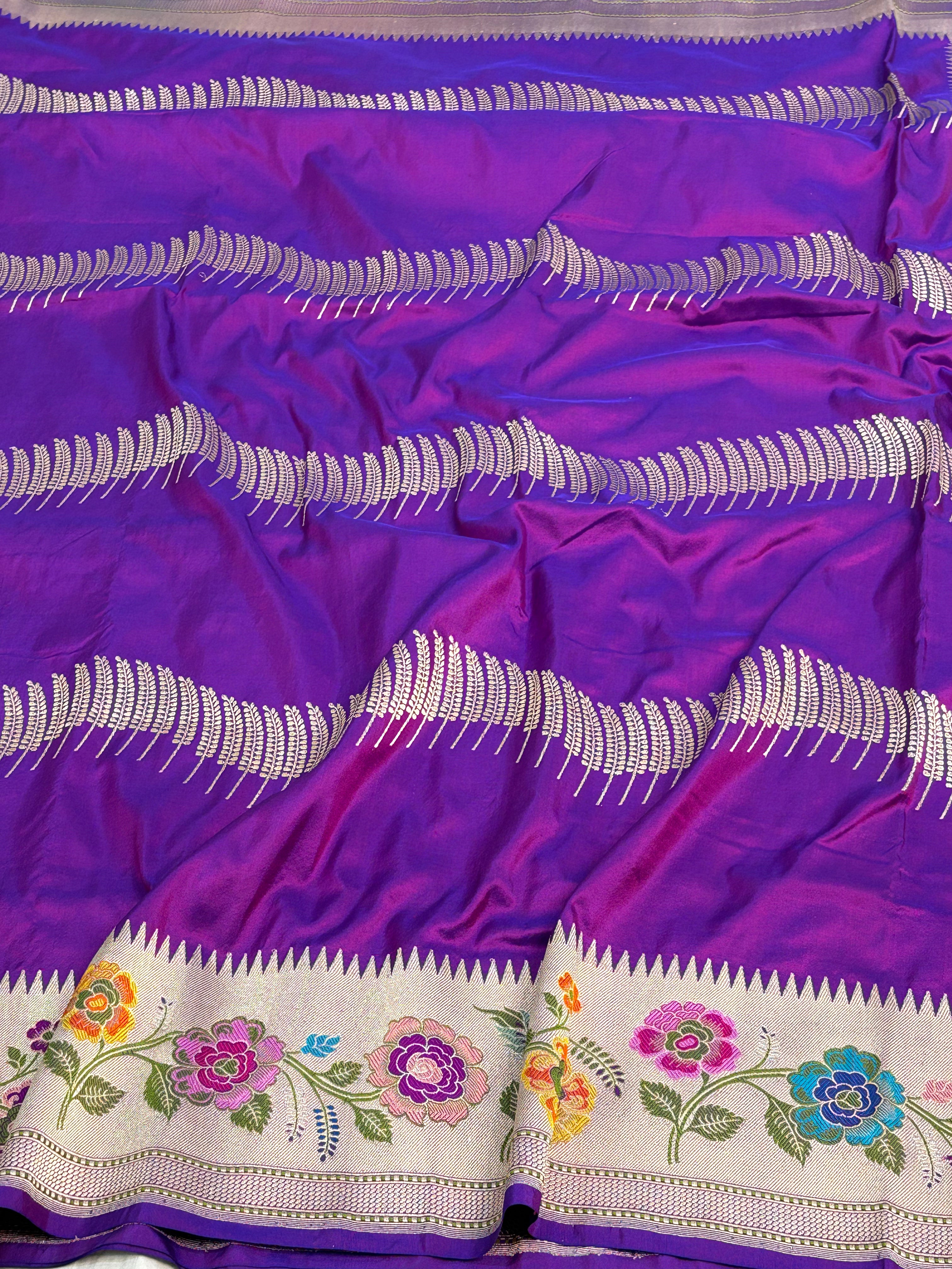 Designer Banarasi Pure Katan Silk Jaal Weaving Saree