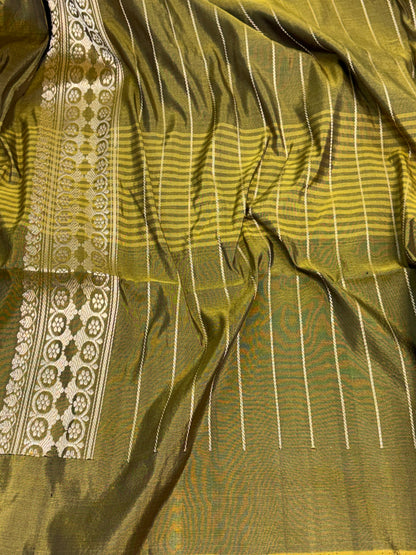 Designer Banarasi Pure Katan Silk Saree with Gulfam Meenakari Floral Buta