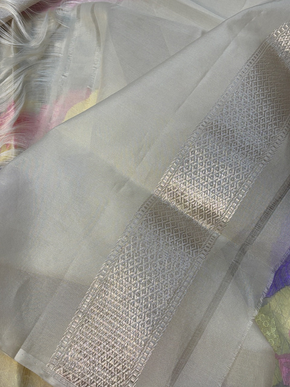 Ivory Banarasi Katan Kora Silk Handwoven Saree