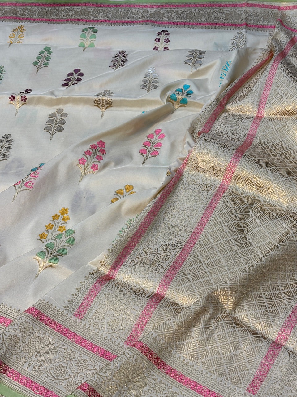 Ivory Pure Banarasi Katan Silk Handwoven Saree