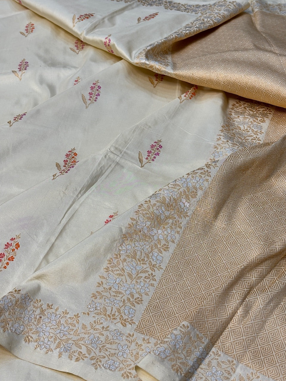 Ivory Pure Banarasi Katan Silk Handwoven Saree