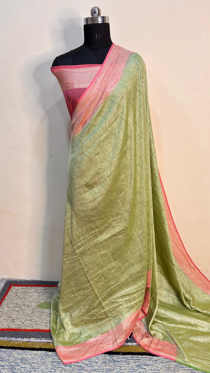 Mehendi Green Banarasi Pure Chiffon Silk Saree