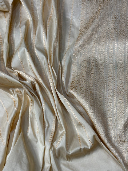 Ivory Pure Banarasi Rangkaat Silk Handloom Saree