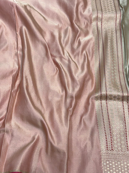 Cream Handwoven Pure Satin Silk Tanchoi Banarasi Saree