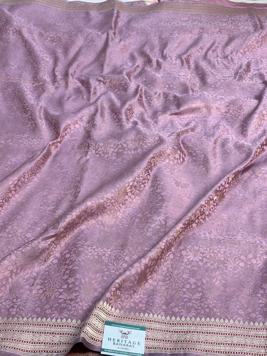 Lavender Handwoven Pure Satin Silk Tanchoi Banarasi Saree
