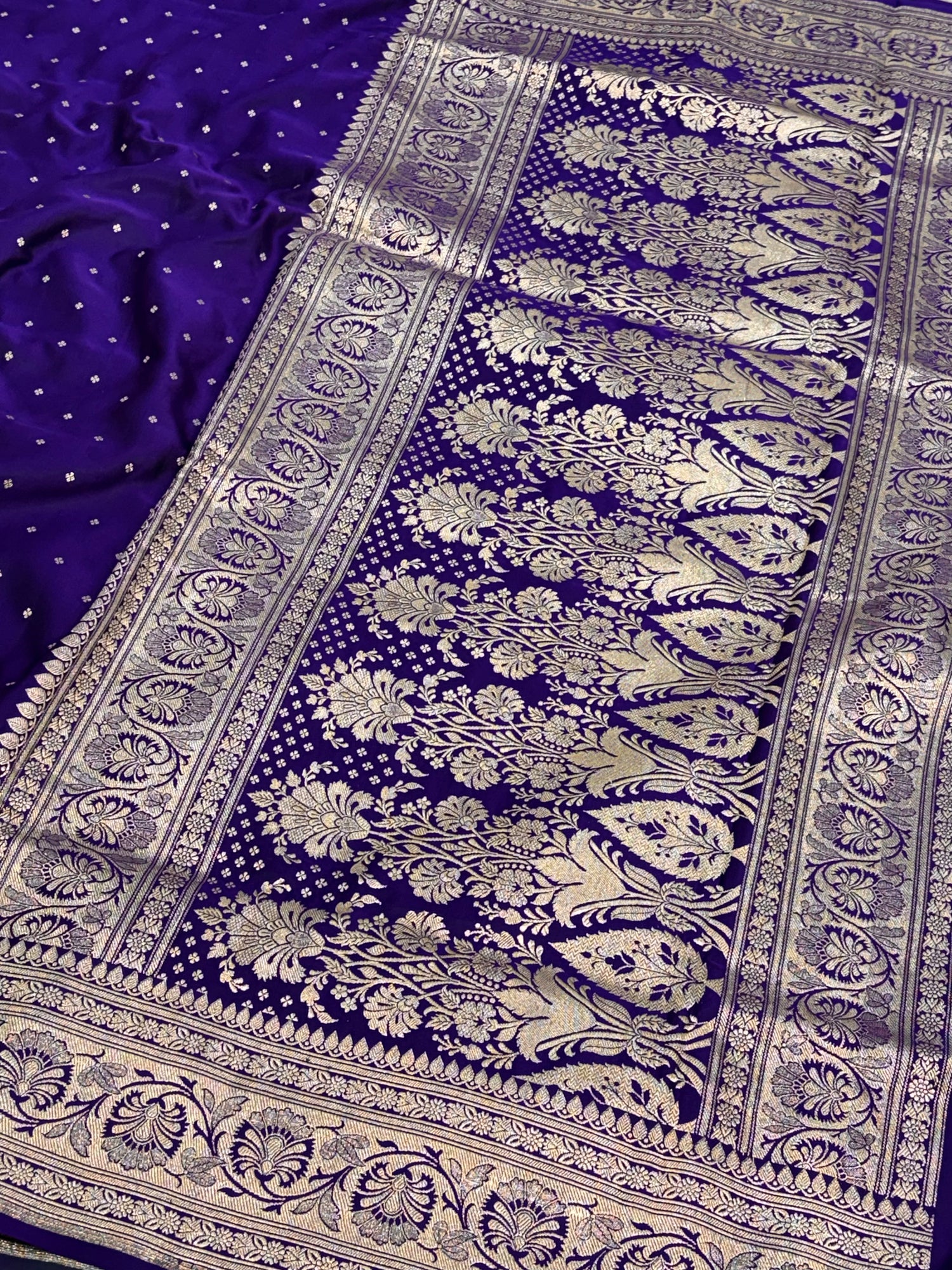 Purple Handwoven Vintage Pure Banarasi Satin Silk Saree