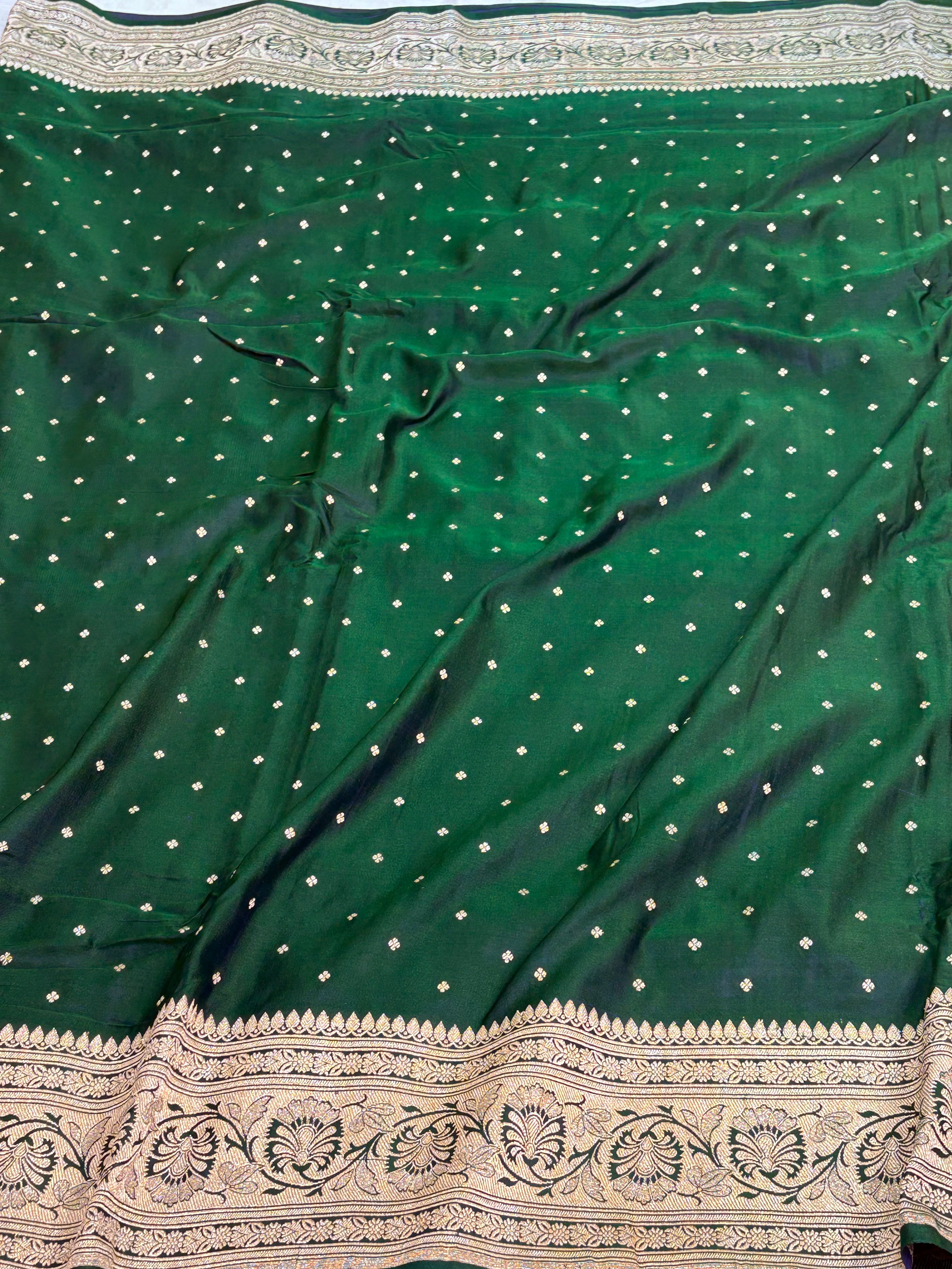 Bottle Green Handwoven Vintage Pure Banarasi Satin Silk Saree