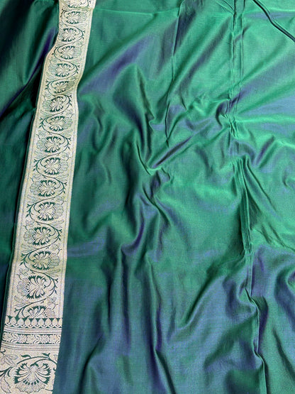 Bottle Green Handwoven Vintage Pure Banarasi Satin Silk Saree