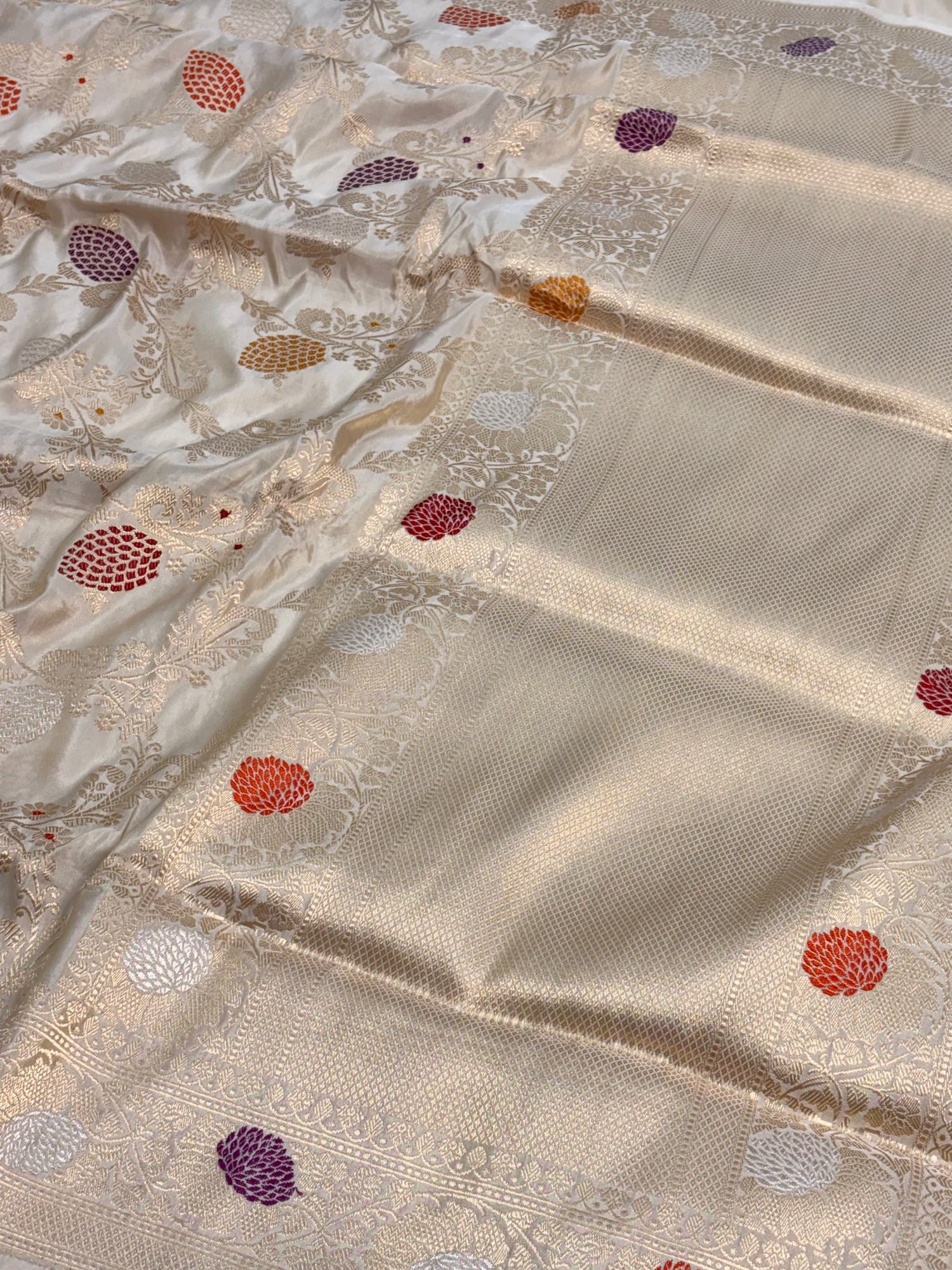Ivory Handwoven Pure Banarasi Tissue Silk Saree