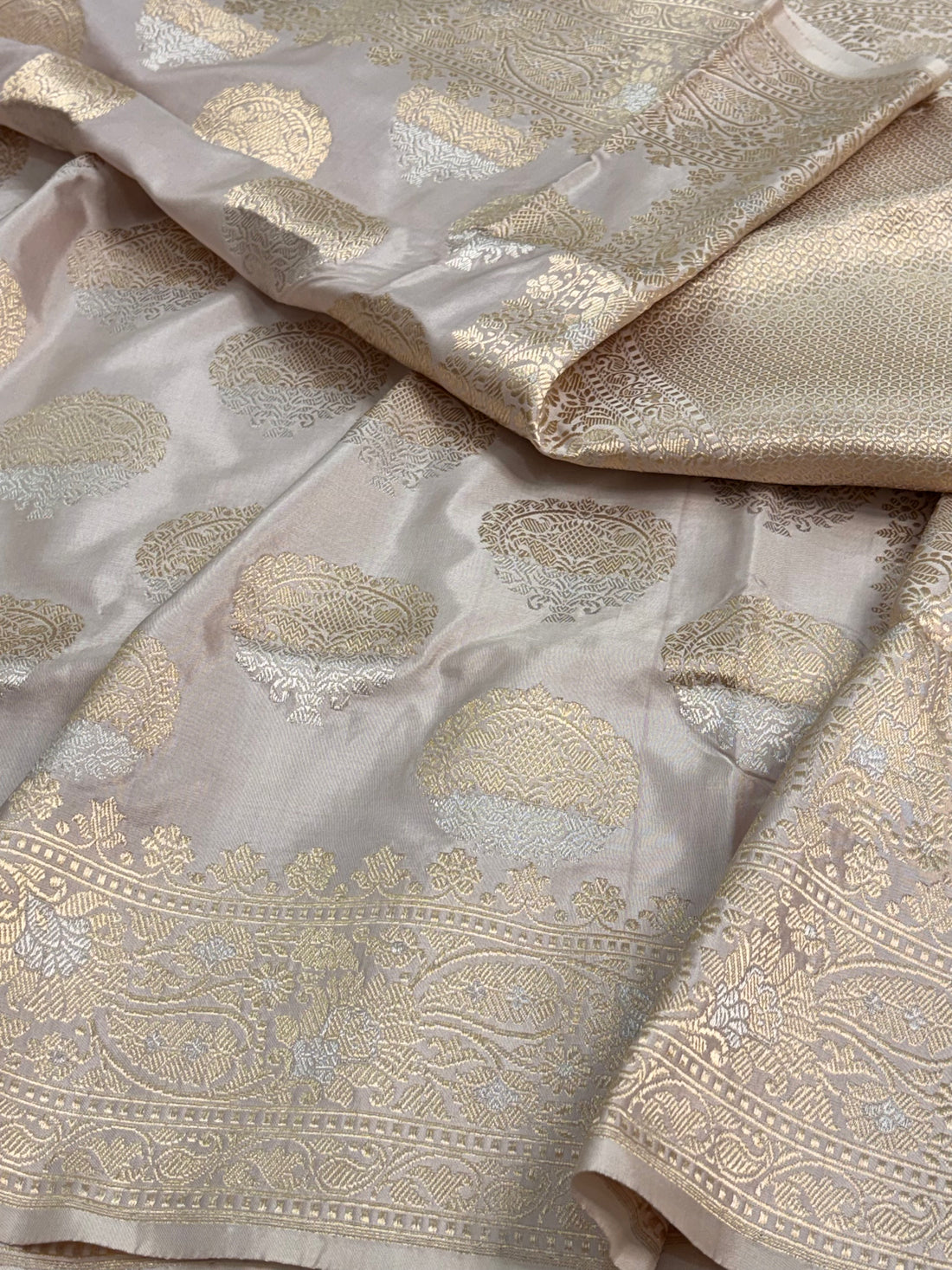 Ivory Handwoven Pure Banarasi Sona Rupa Katan Silk Saree
