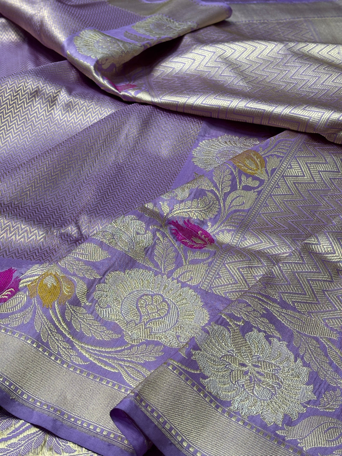 Lavender Pure Banarasi Brocade Handwoven Saree
