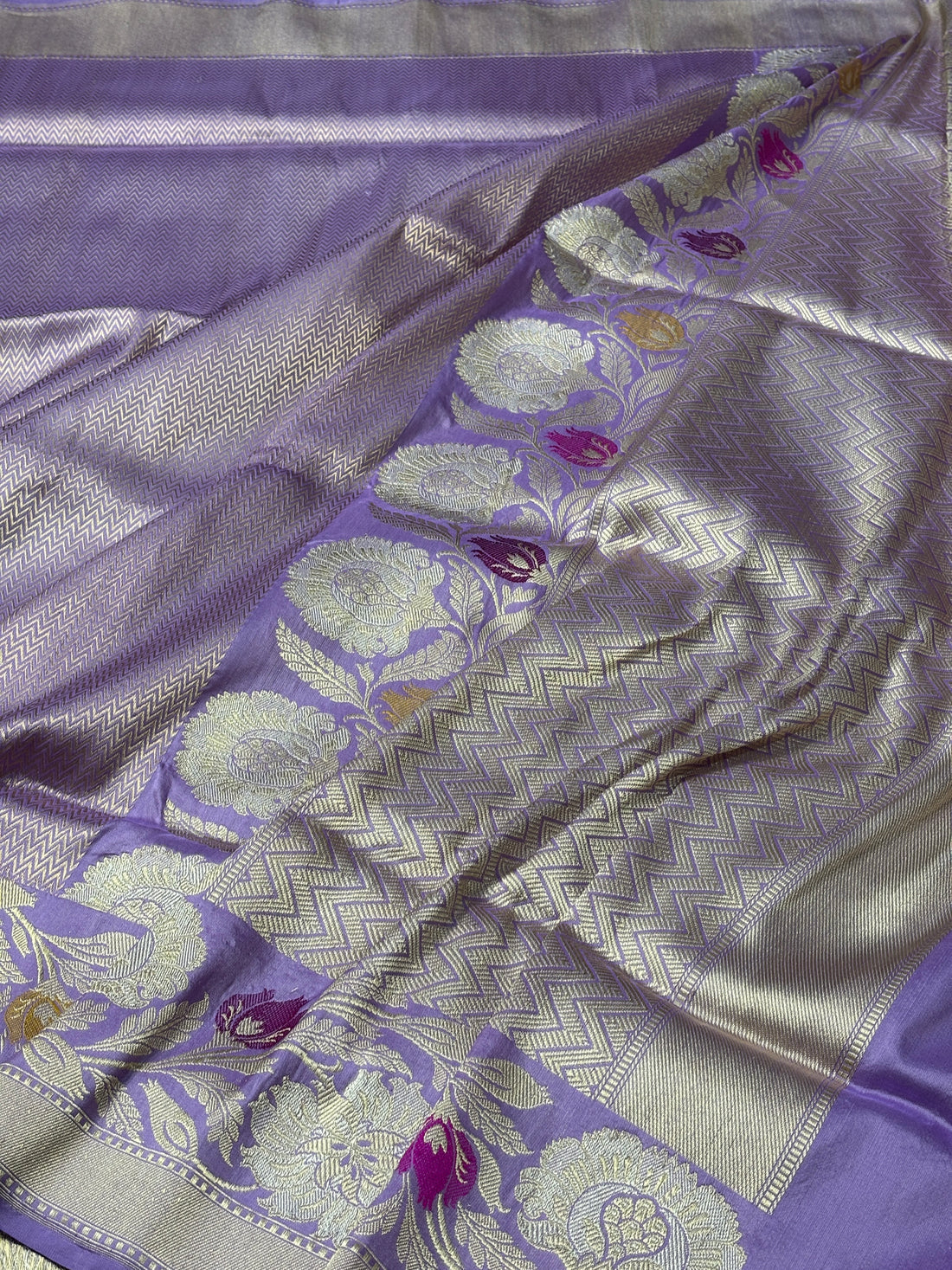 Lavender Pure Banarasi Brocade Handwoven Saree