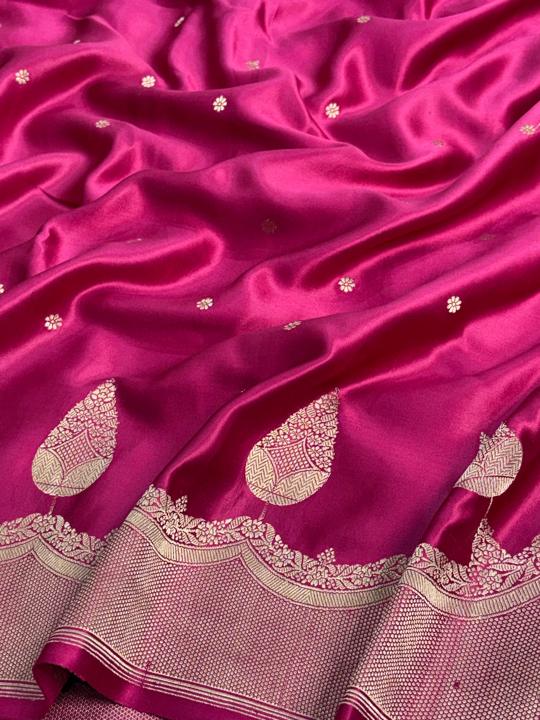 Rani Pink Handwoven Pure Banarasi Mashru Silk Saree