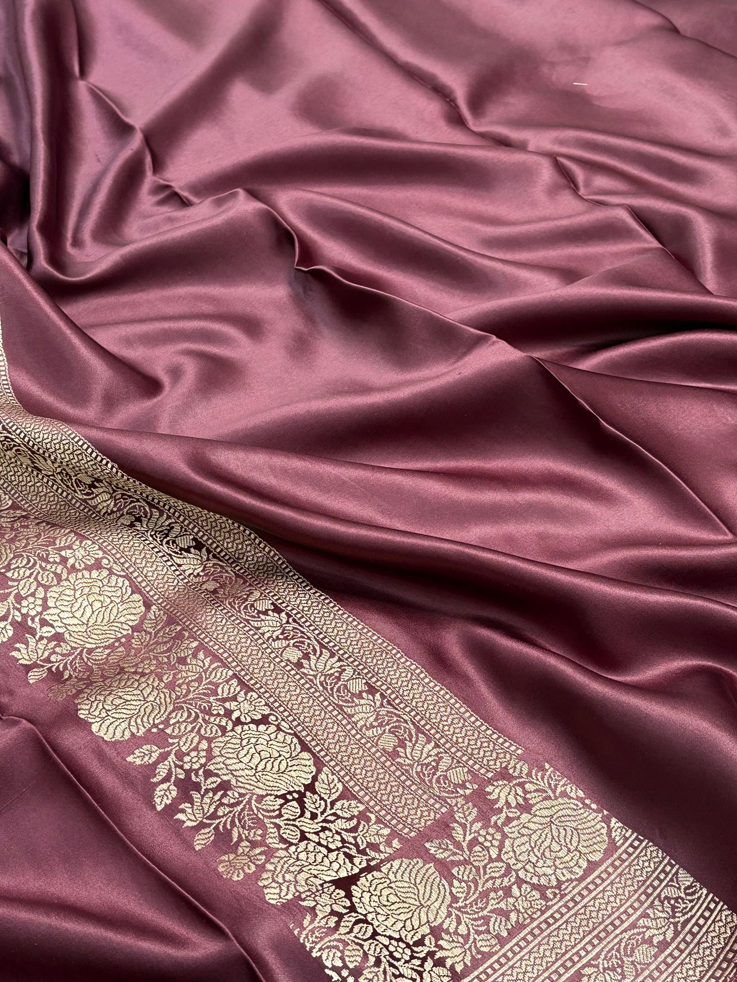Wine Handwoven Pure Banarasi Mashru Silk Saree
