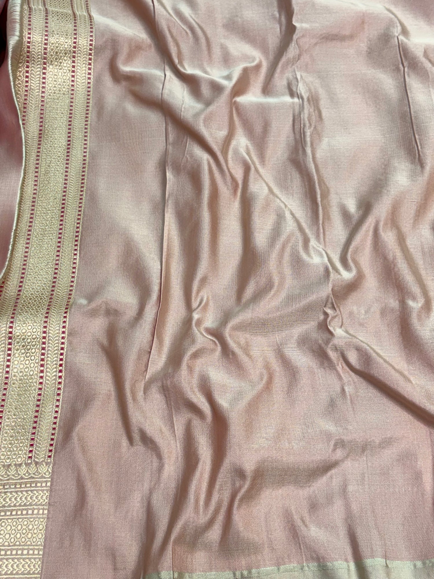Lilac Handwoven Pure Banarasi Satin Tanchoi Silk Saree